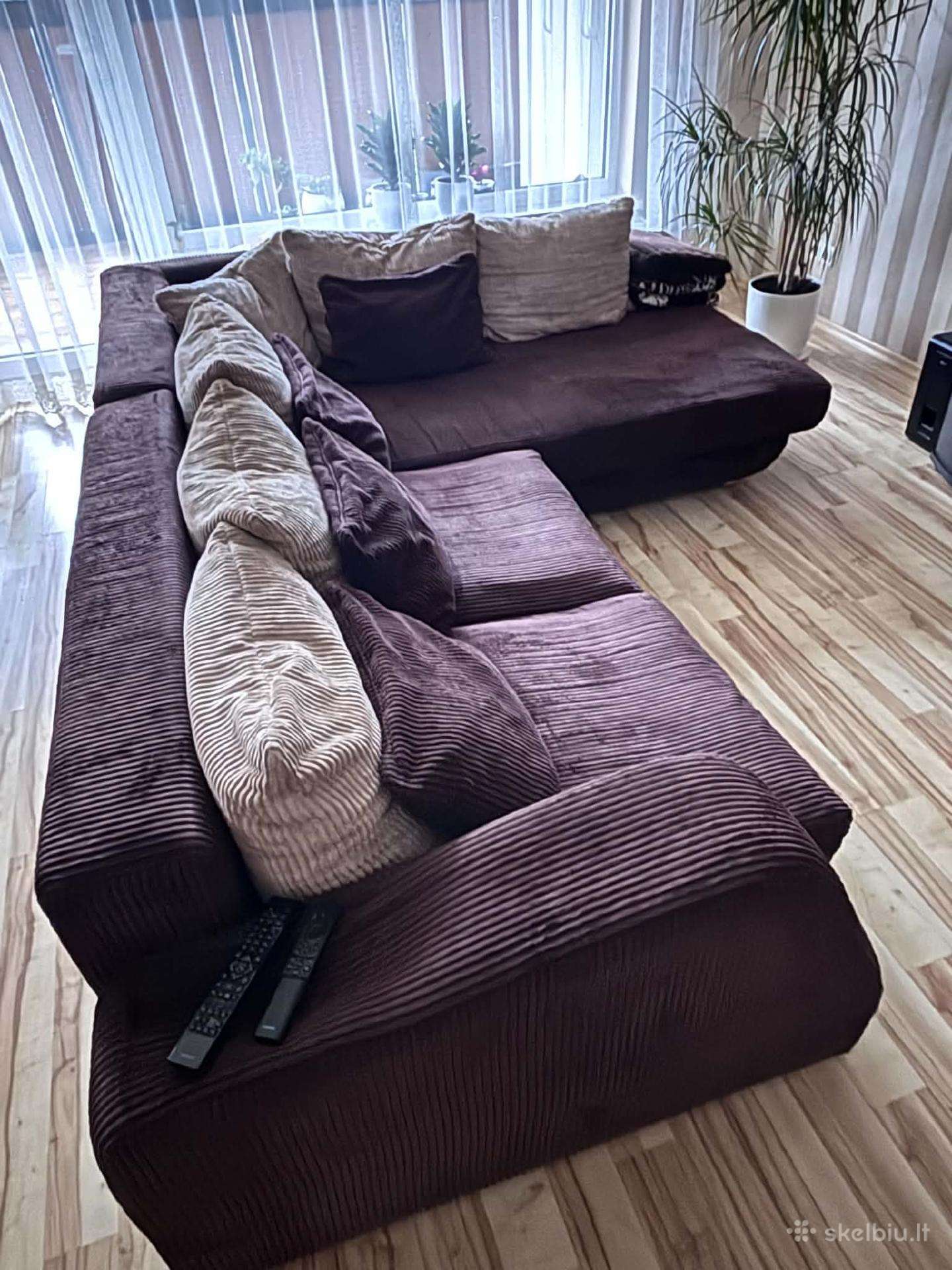 Minkštas kampas su miegamu mechanizmu
