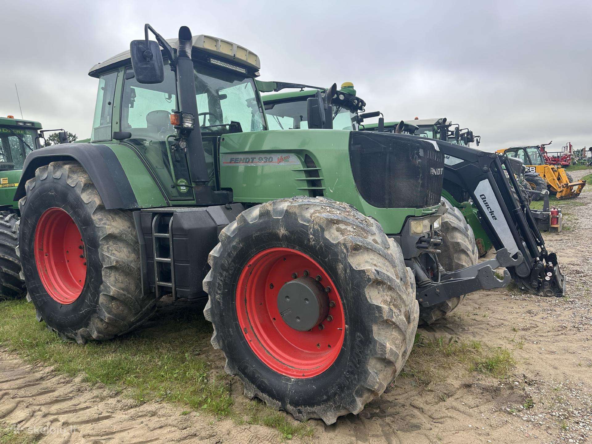 Traktorius fendt 930