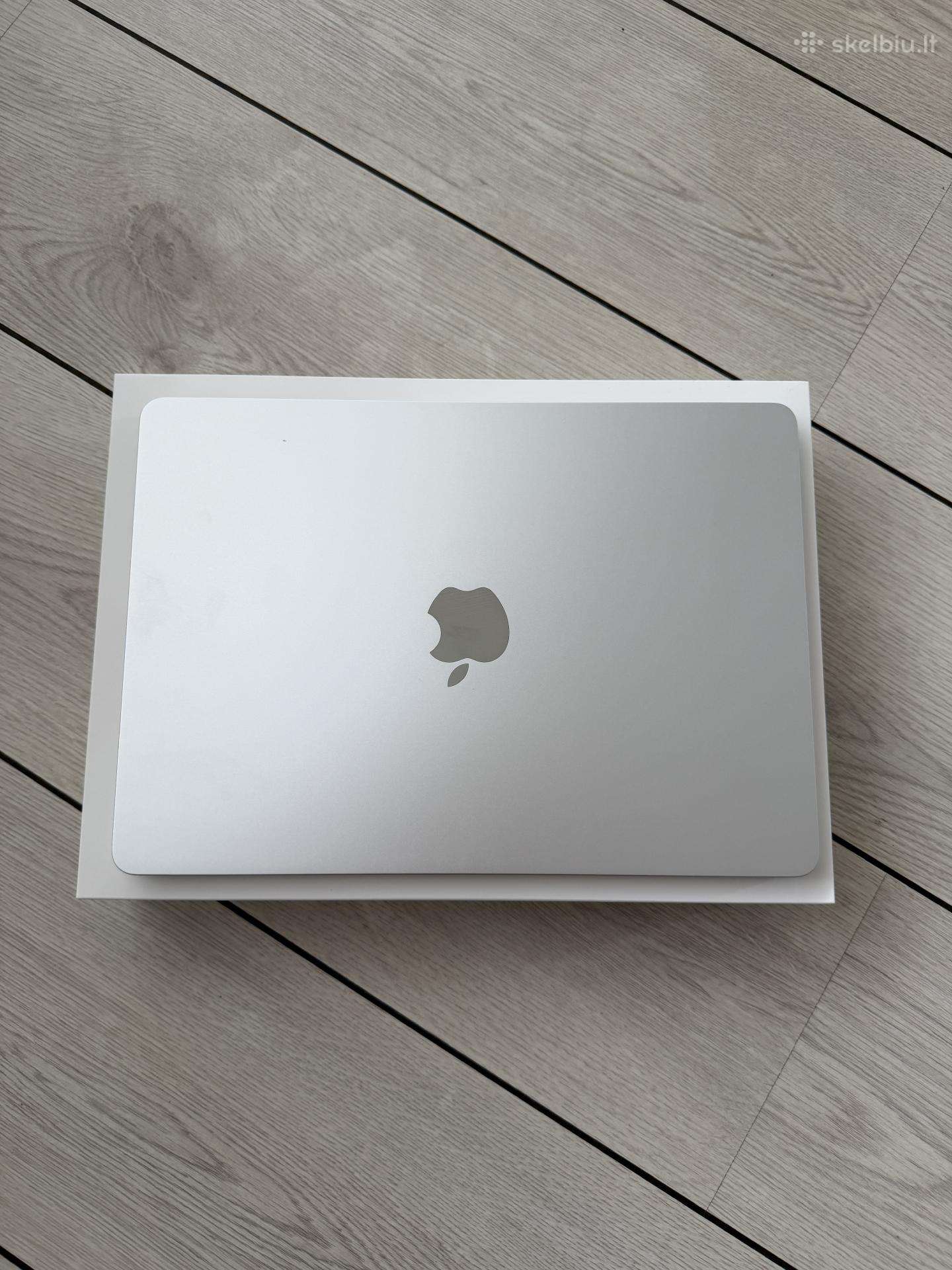 MacBook Air M4