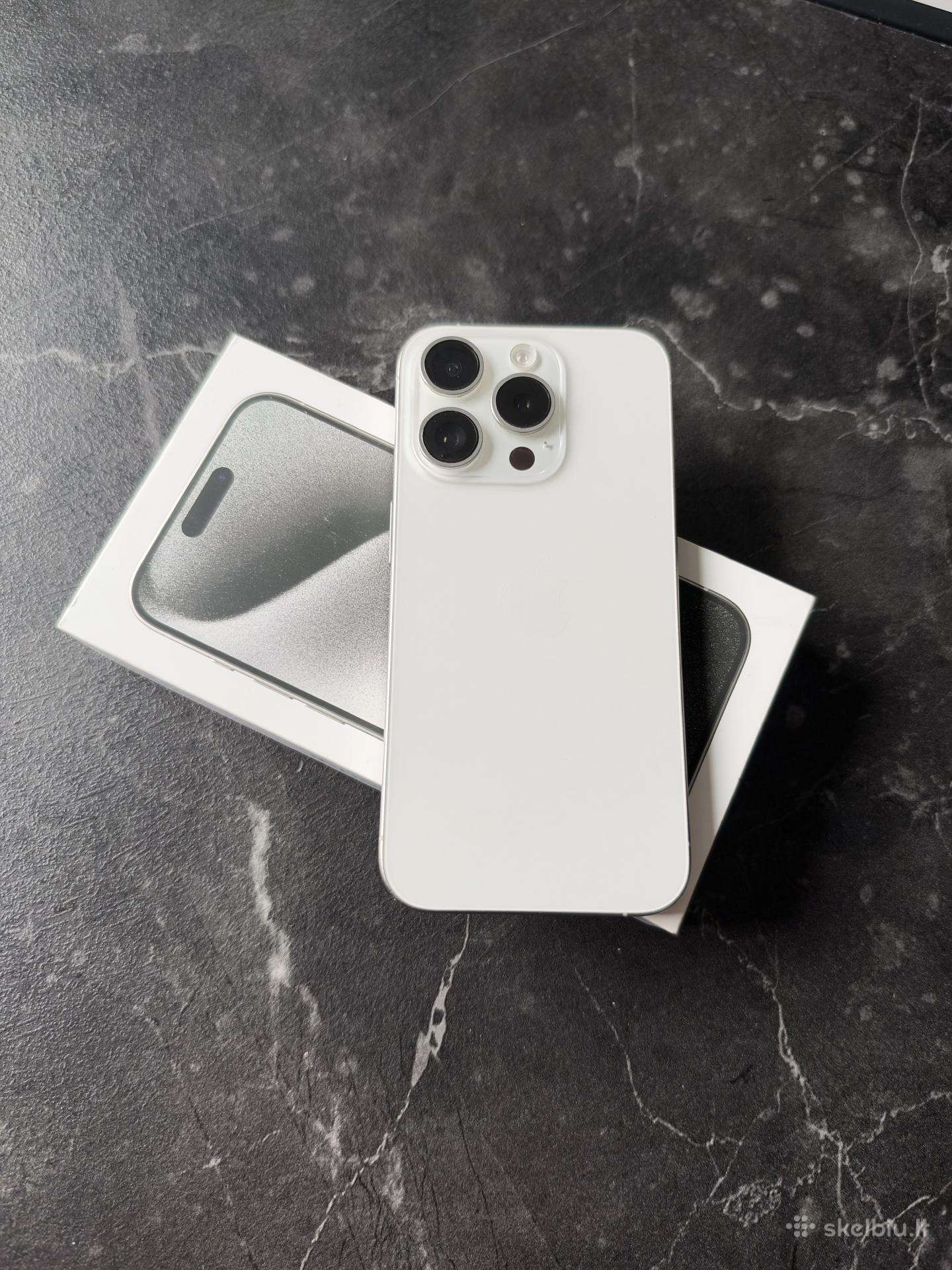 iPhone 15 pro 256gb White titanium