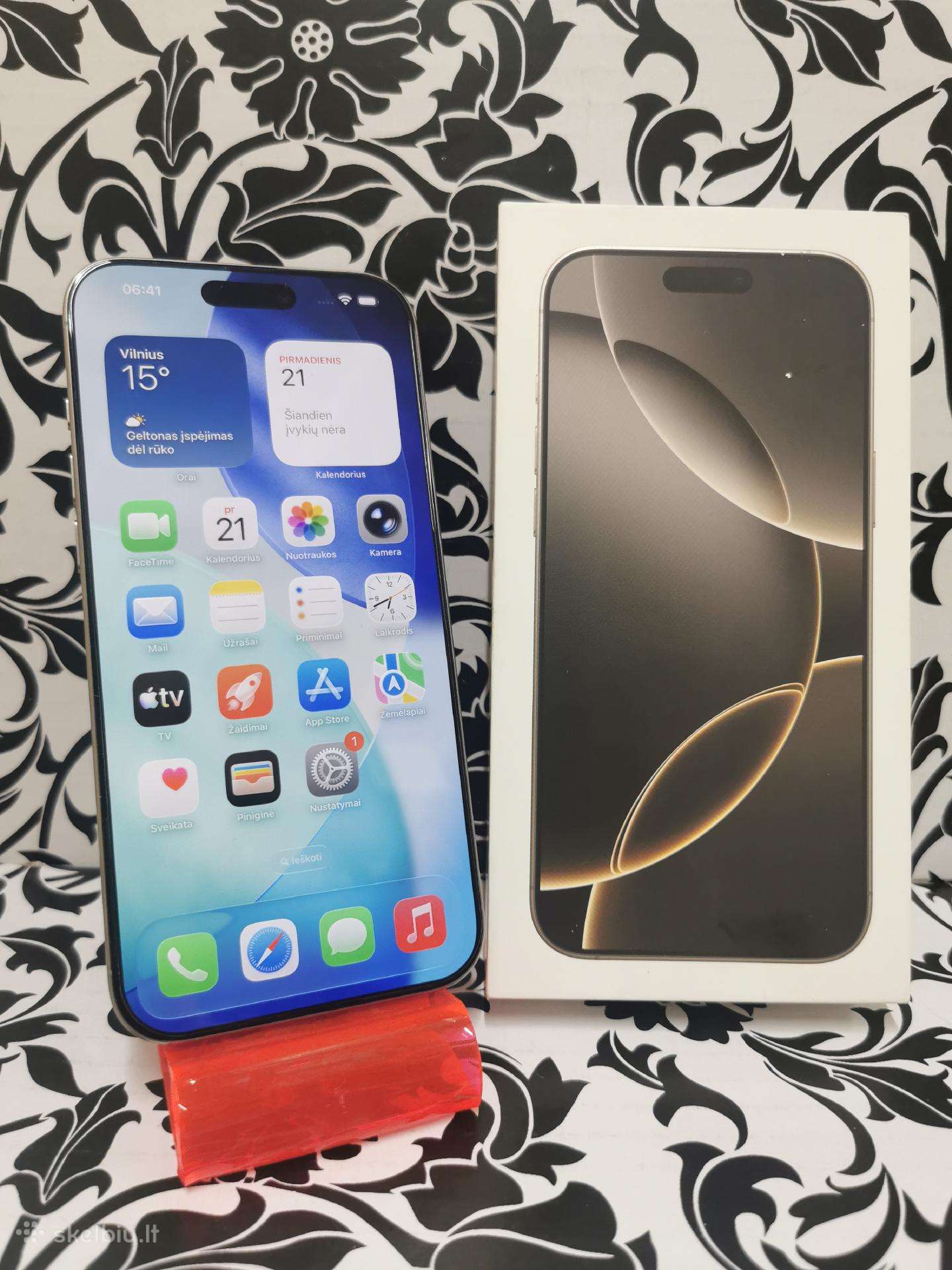 iPhone 16 Pro Max