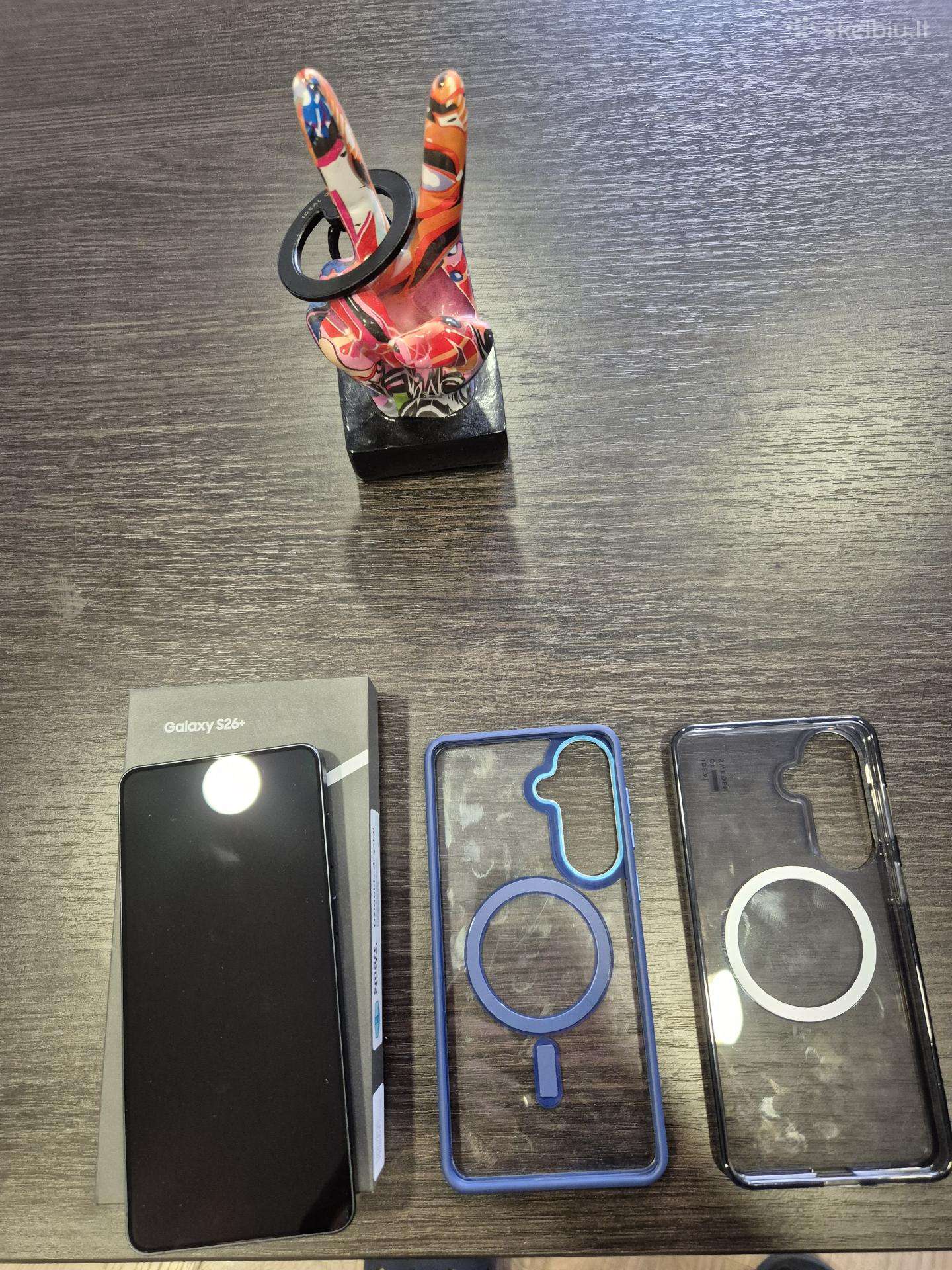 Parduodu nauja s26 pliusa