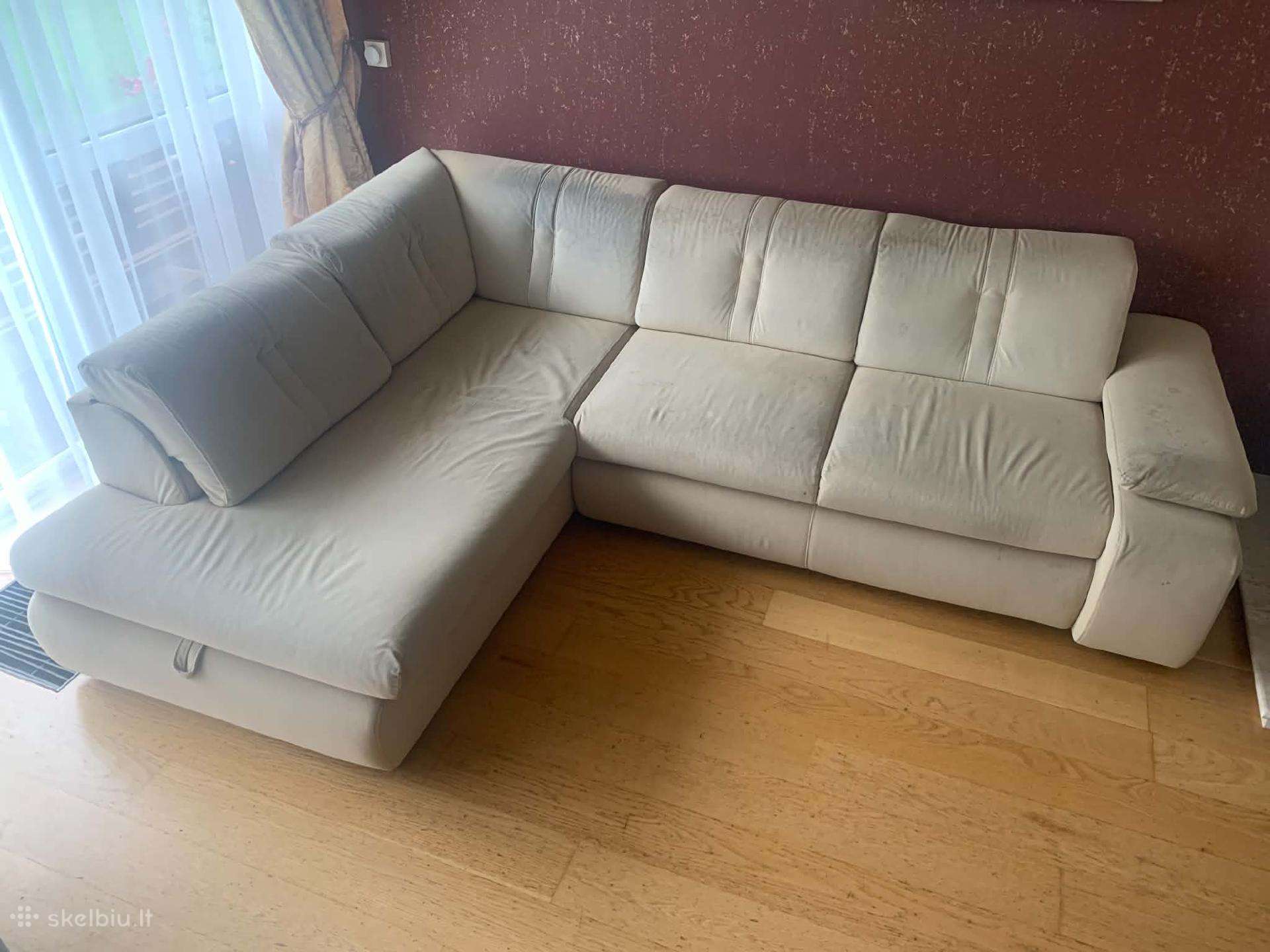 Dovanoju minkštą kampinę sofą ir fotelį