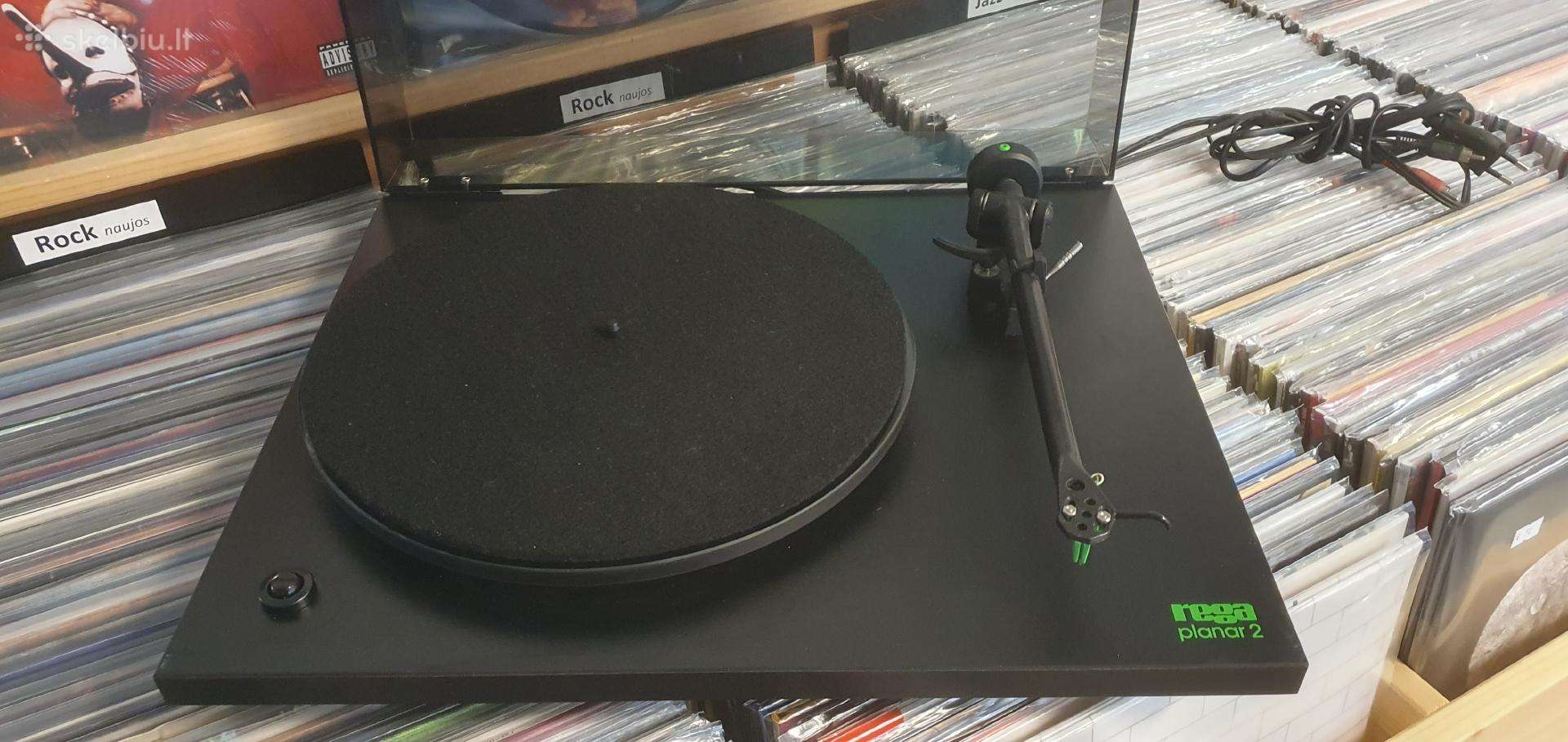 Rega planar P2