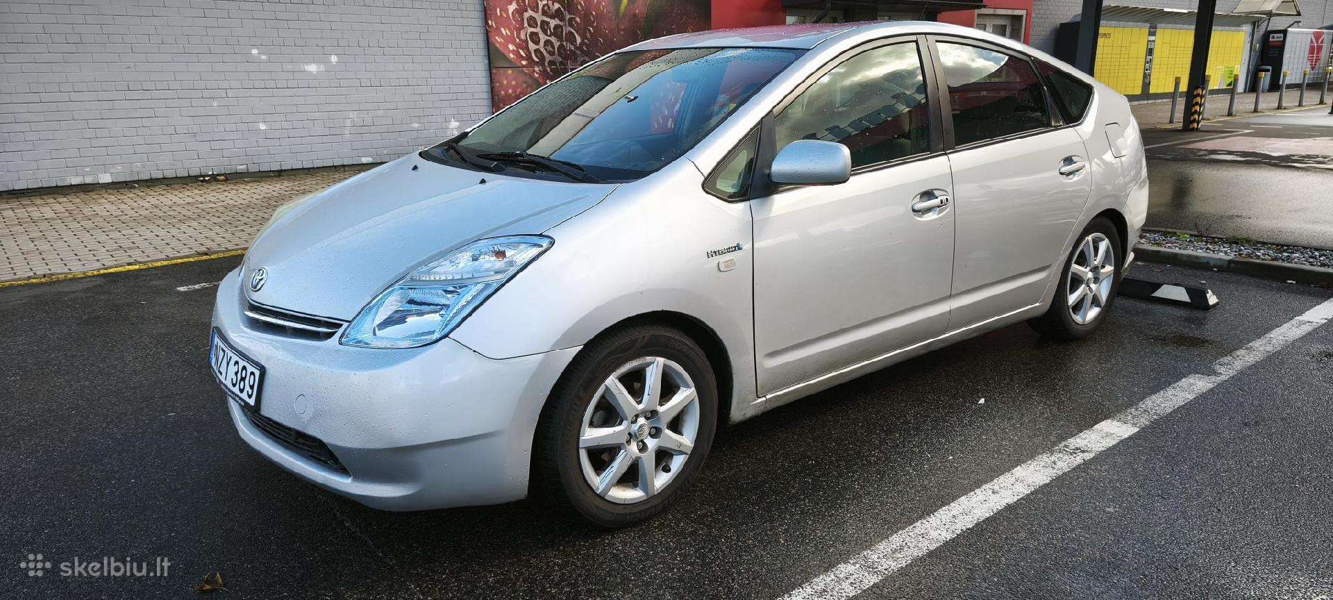Toyota Prius 2 Nuoma 110 eur Ta 2026-08