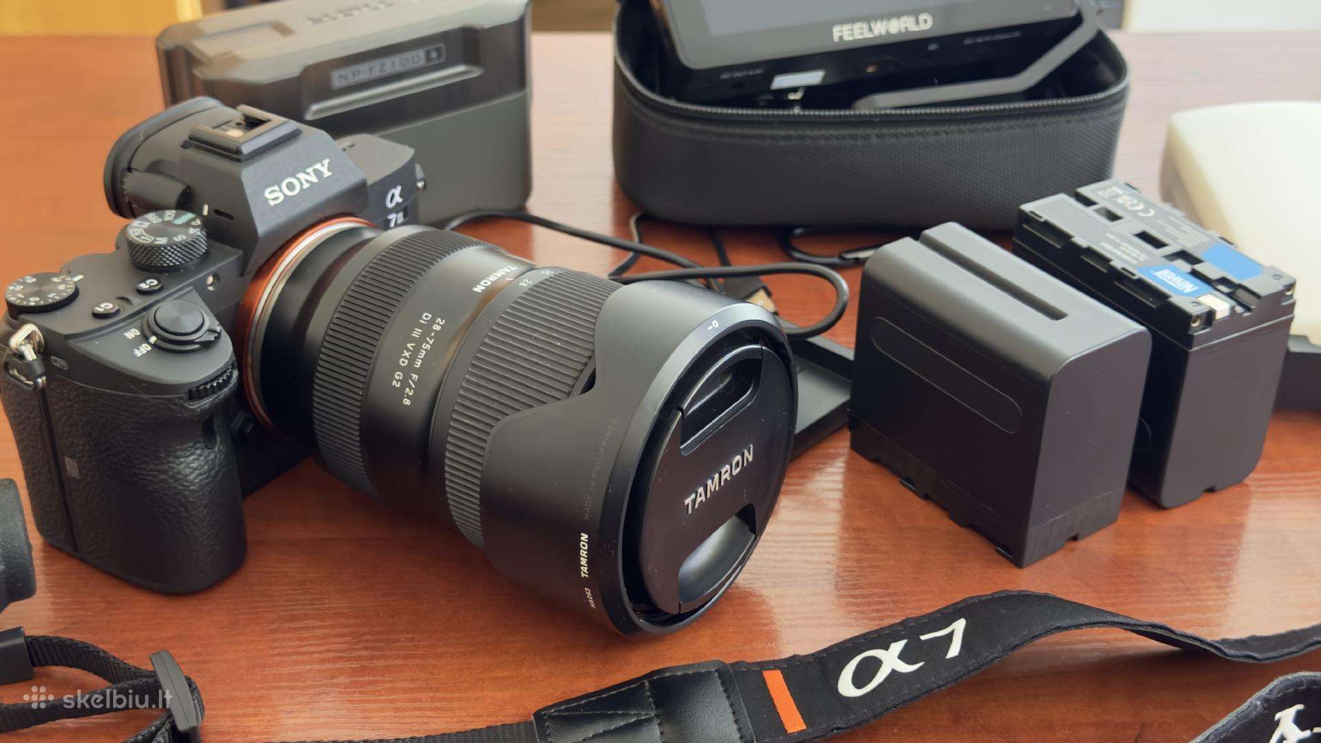 Sony a7III komplektas