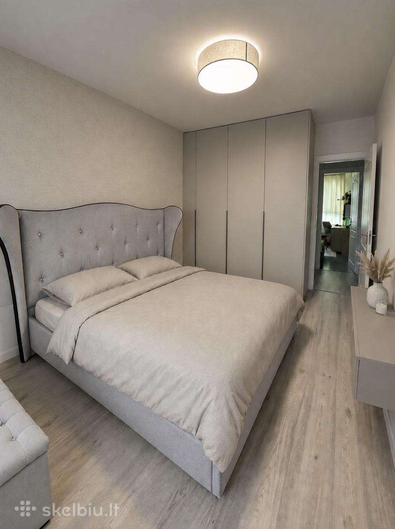 Lova su dormeo ciuziniu 180x200 200 eur
