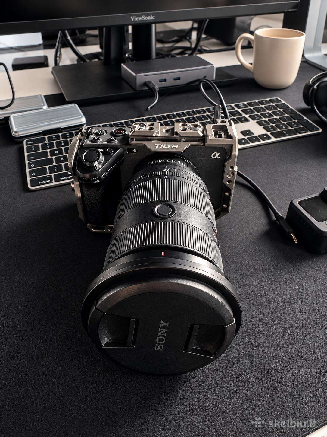 Sony Fx3 + 24–70mm F2.8 Gm II + Tilta Cage