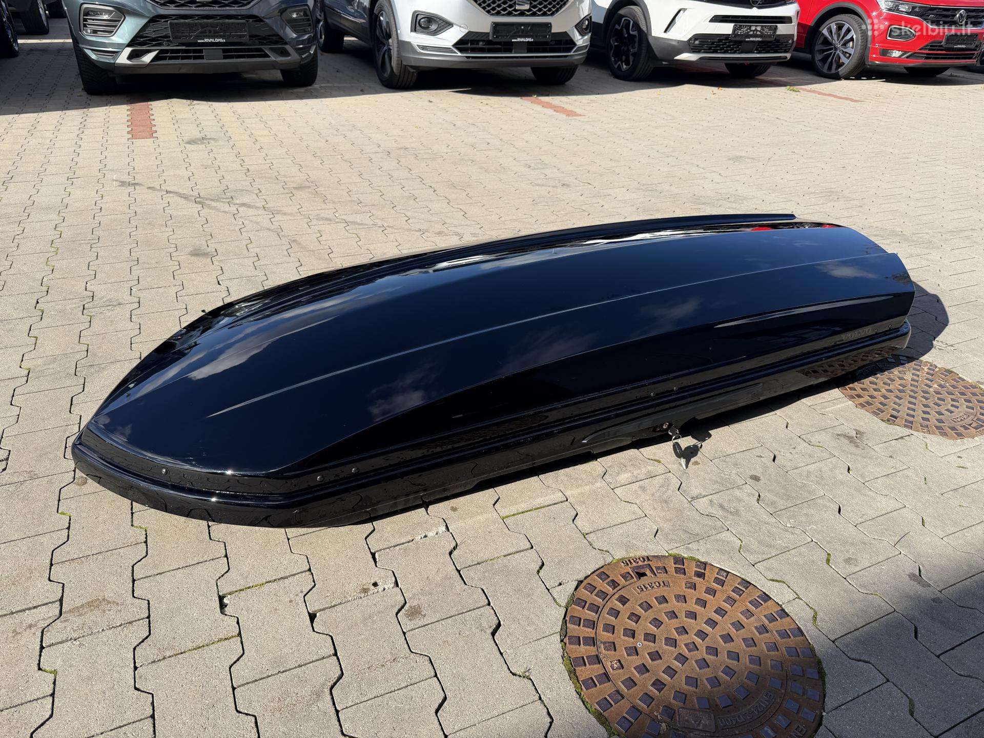 Volvo stogo bagazinė