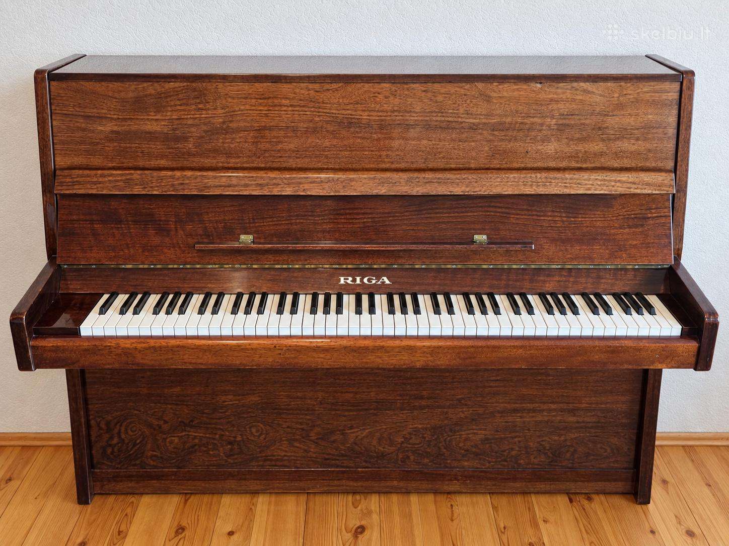 Pianinas „riga“ – simbolinė kaina