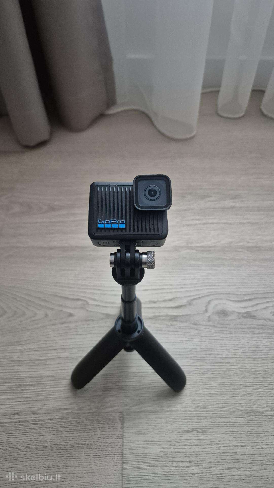Gopro Hero 4k (2024) su teleskopiniu trikoju
