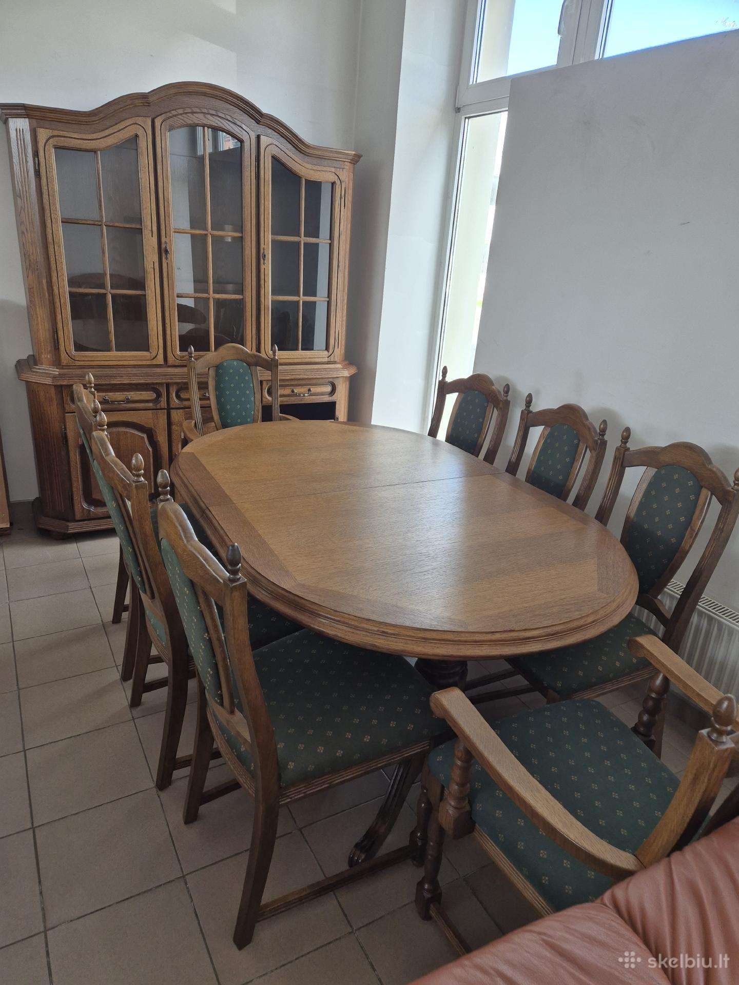 Ąžuolinis, tvirtas valgomojo stalas +8kėdės