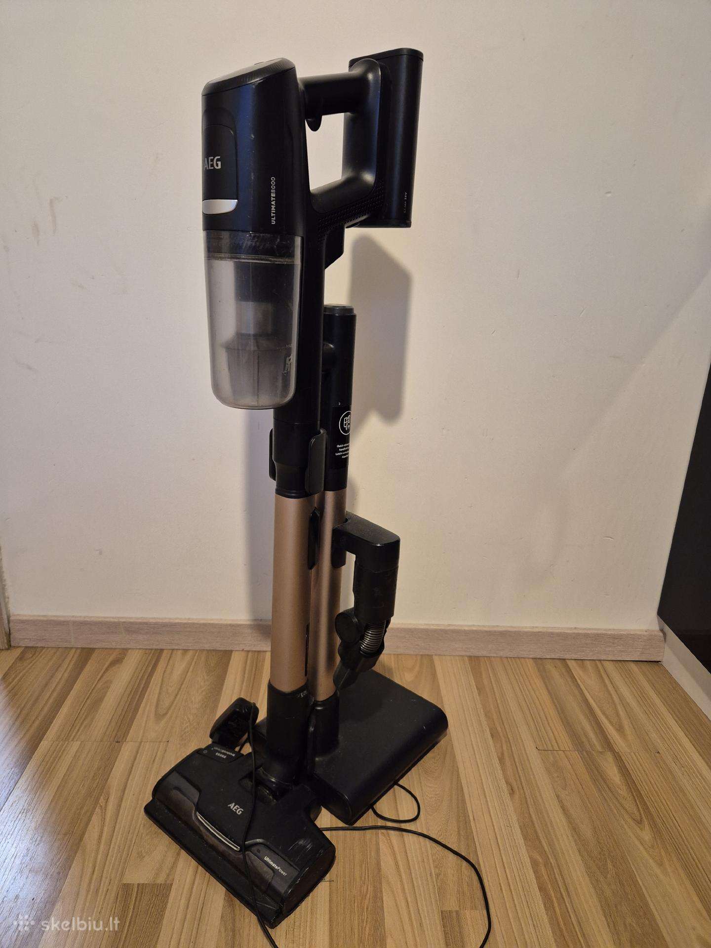 Aeg dulkių siurblys šluota