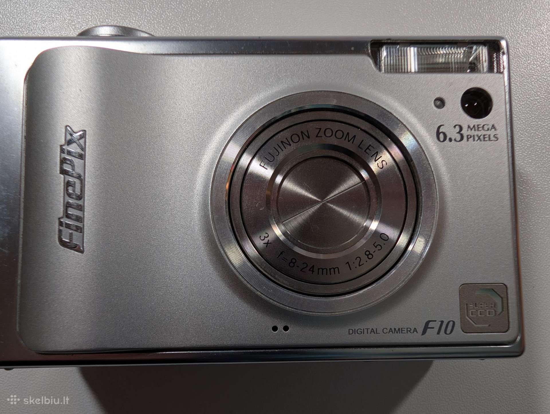 Fujifilm Finepix F10