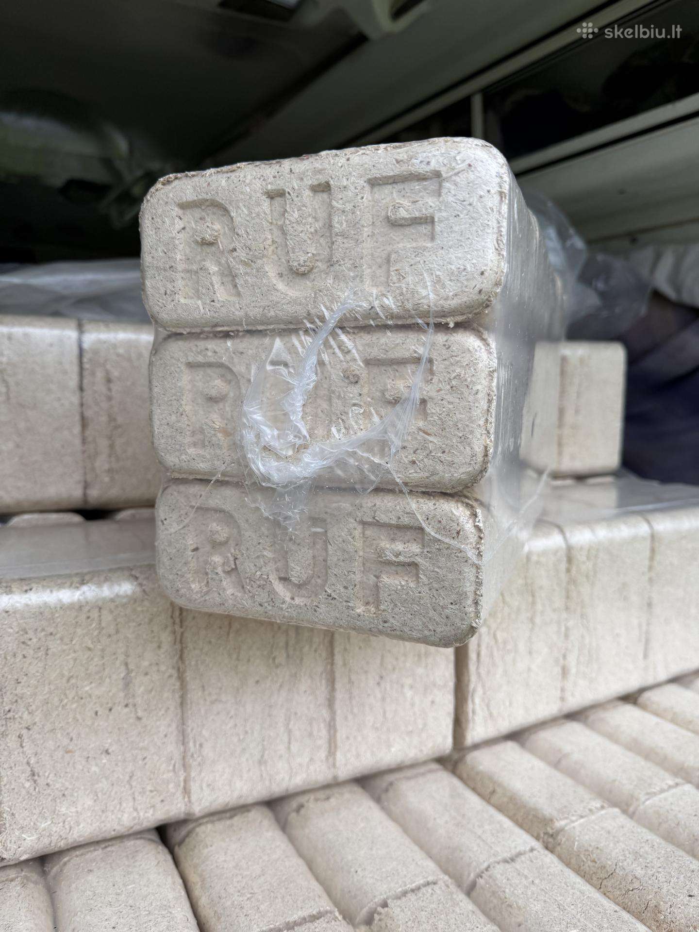 Medžio pjuvenų briketai Ruf kietmedis - granulės