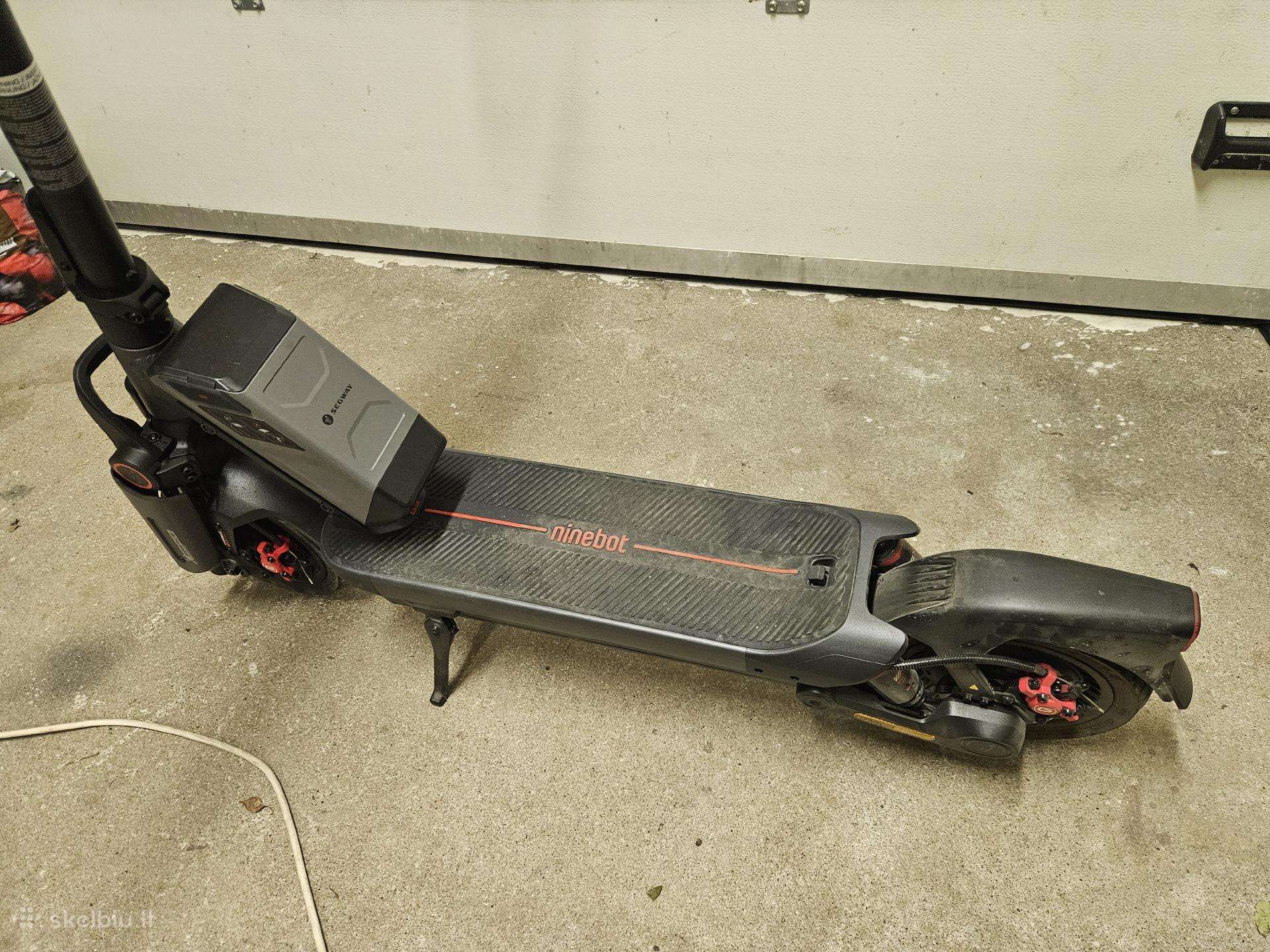Электрический самокат Segway