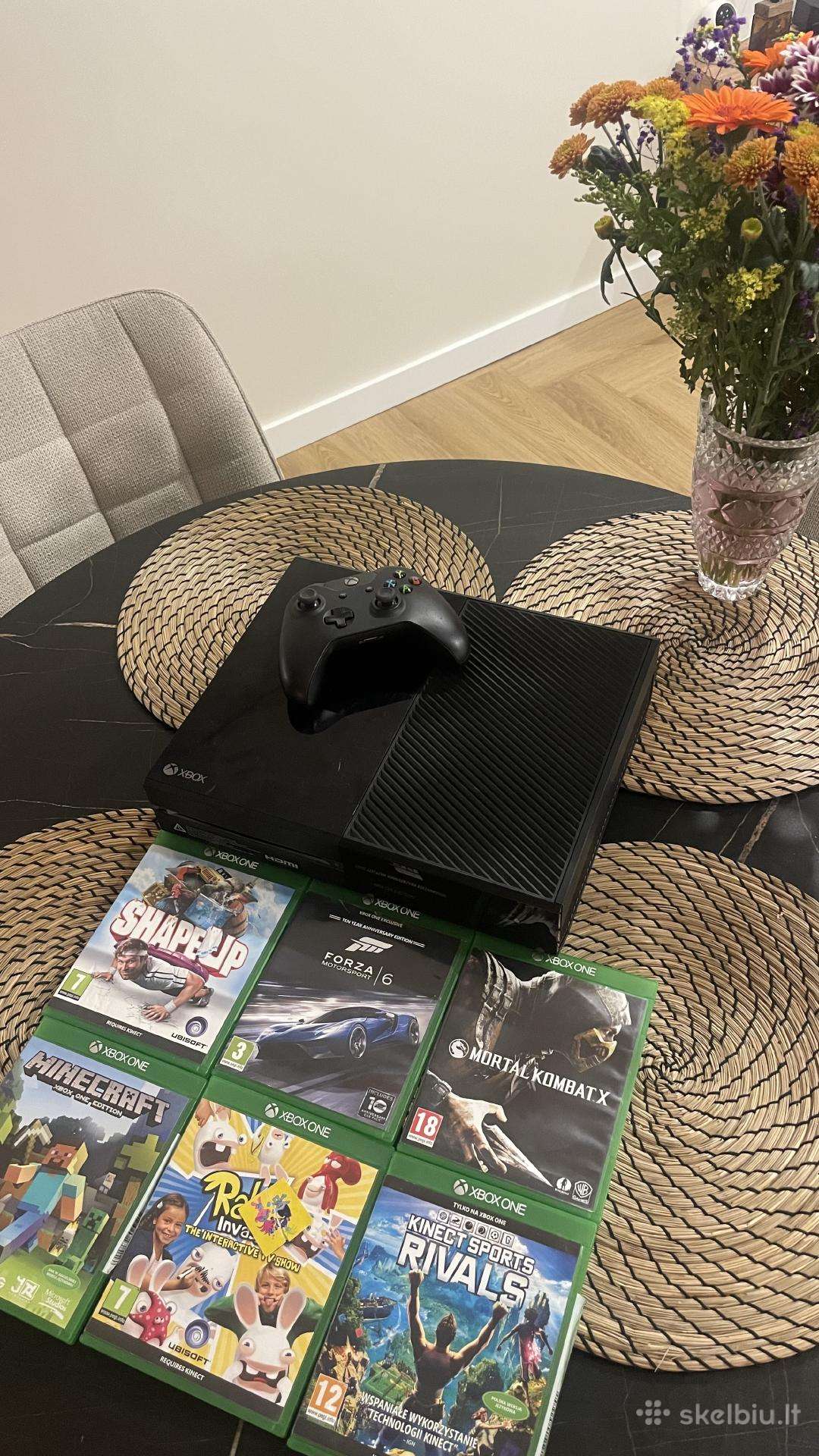 Xbox One 500gb + pultelis + 6 žaidimai