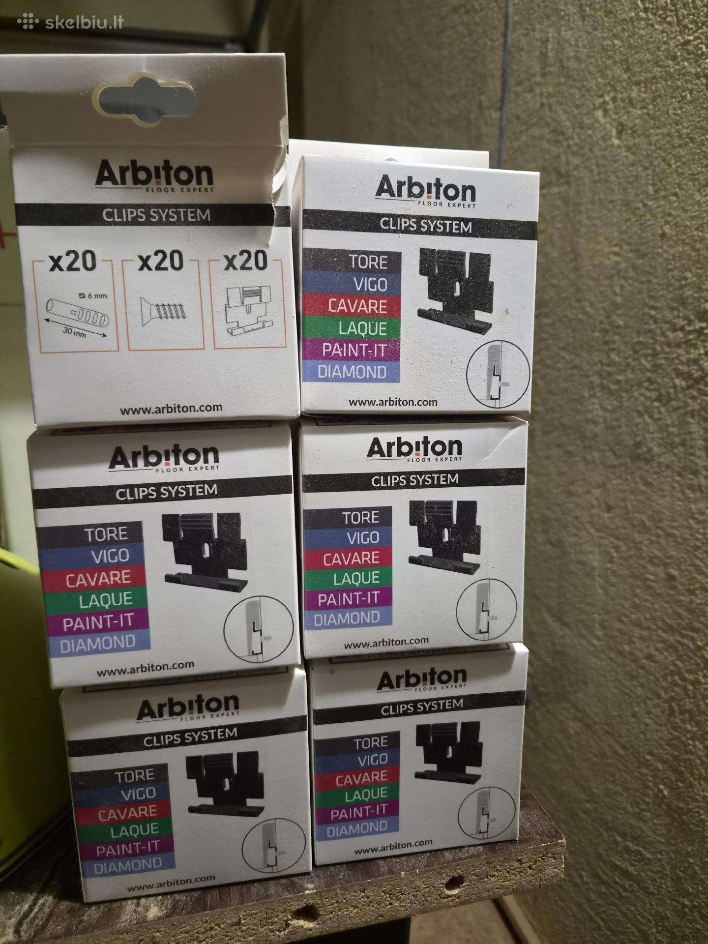 Arbiton clips system