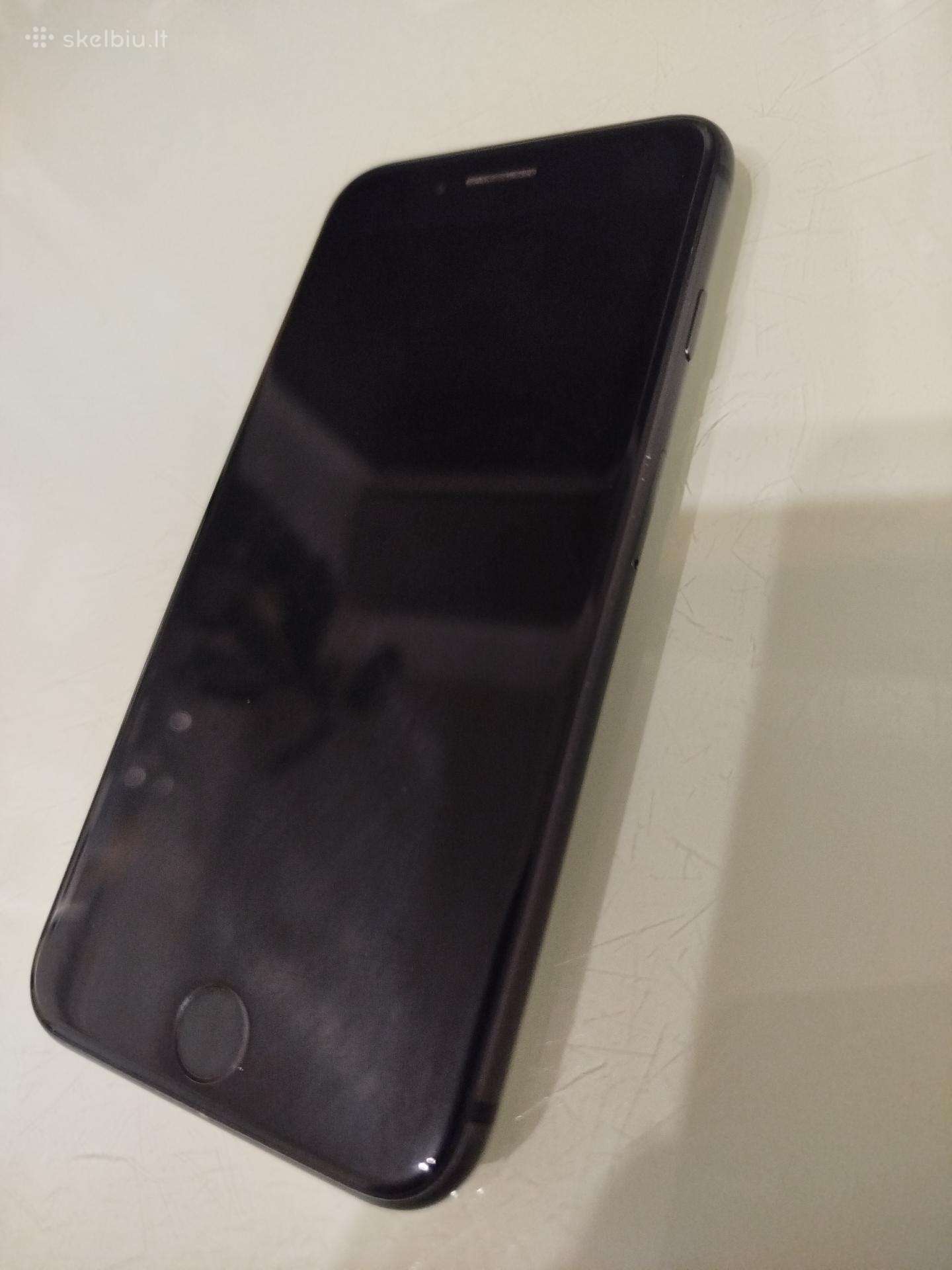 iPhone 8