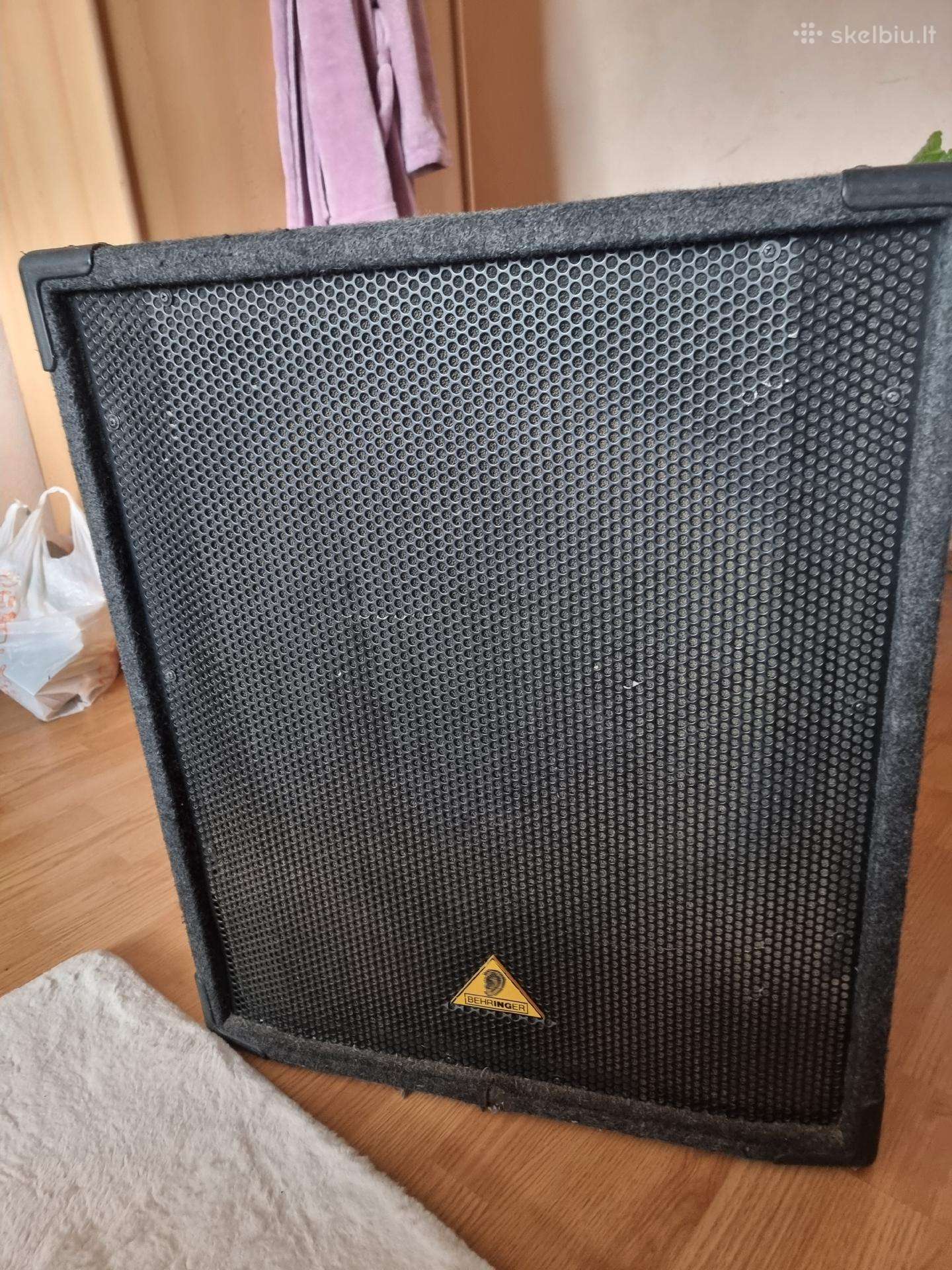 Subuferiai Behringer Eurolive B1800