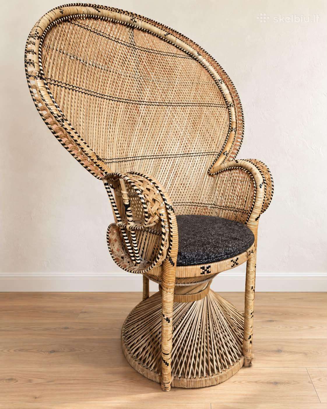 Itin retas 1960–1970m. vintažinis Peacock krėslas