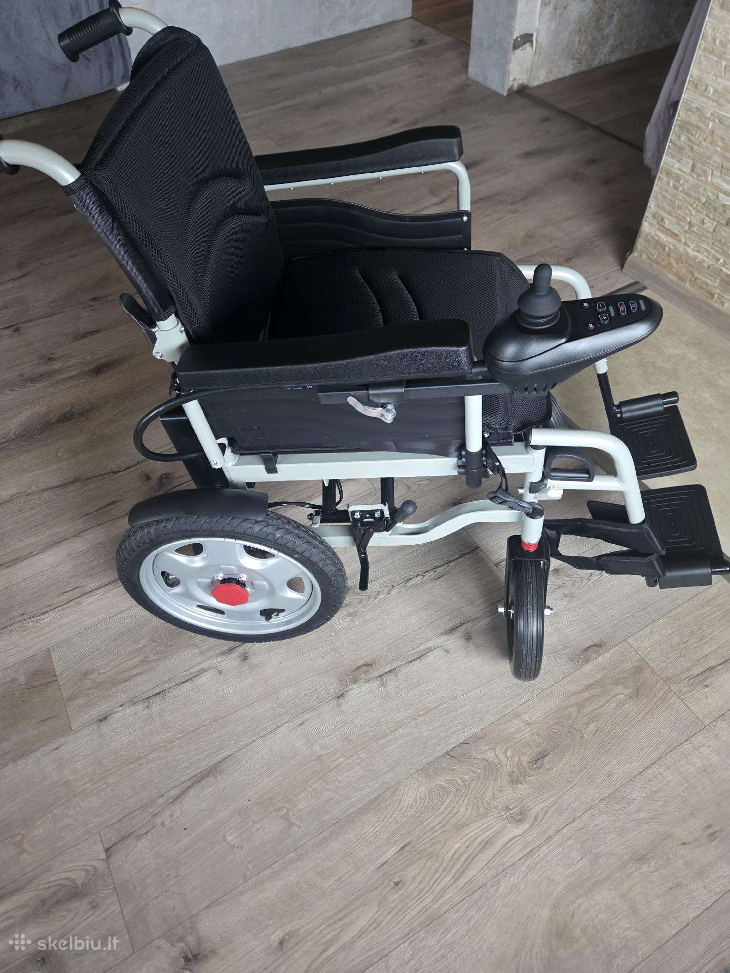 Naujas elektrinis neįgaliojo vežimėlis 730€