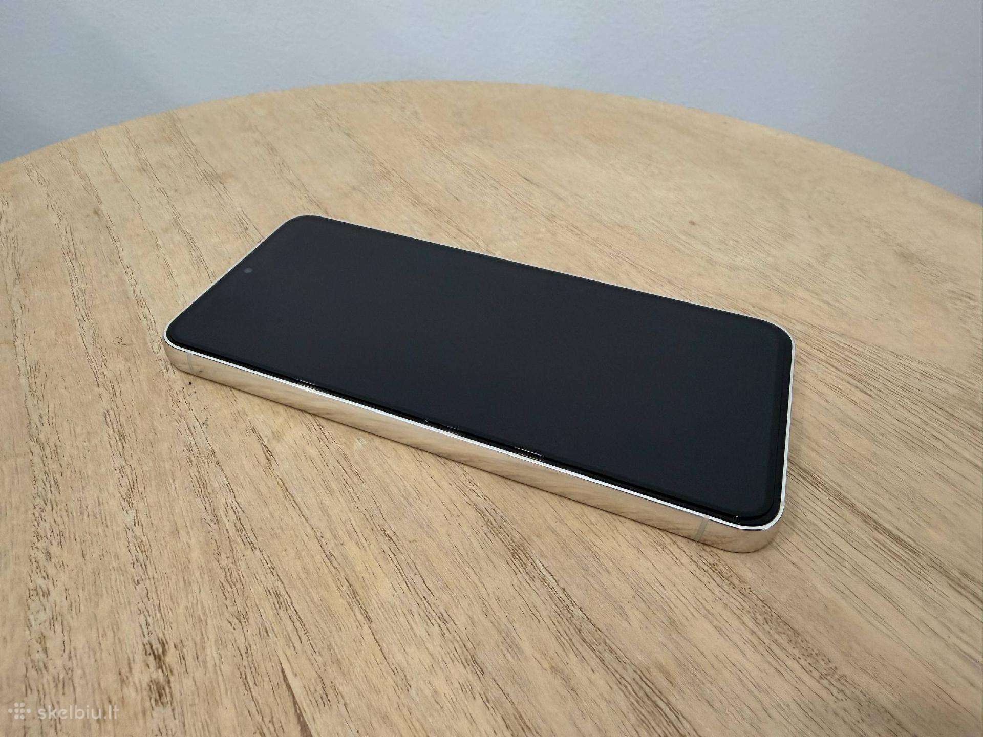 Samsung S23