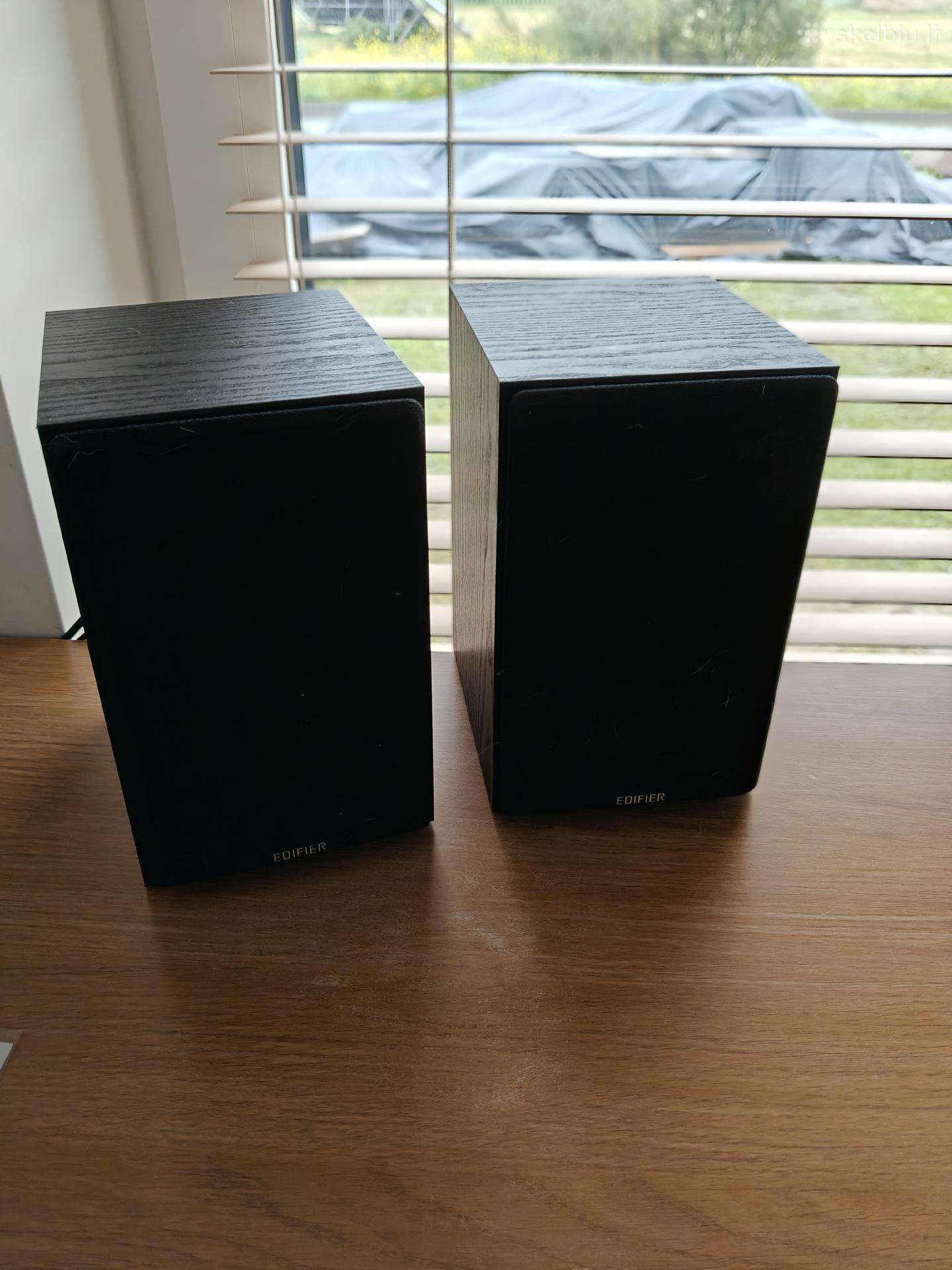 Edifier R980t koloneles
