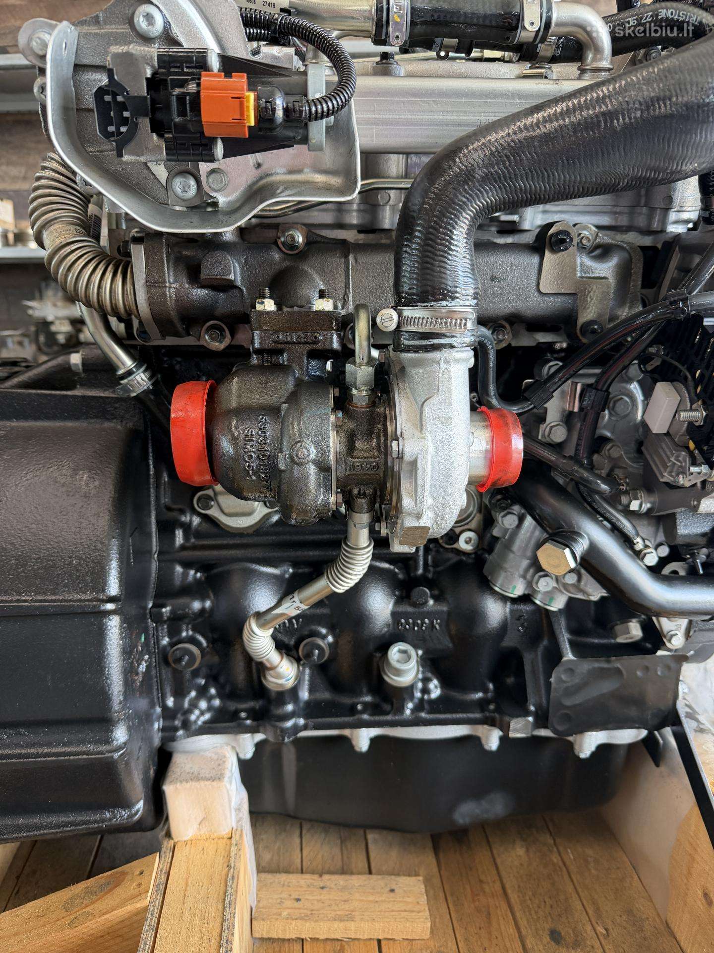 Perkins, Cummins, Cat, John Deere, Komatsu dalys