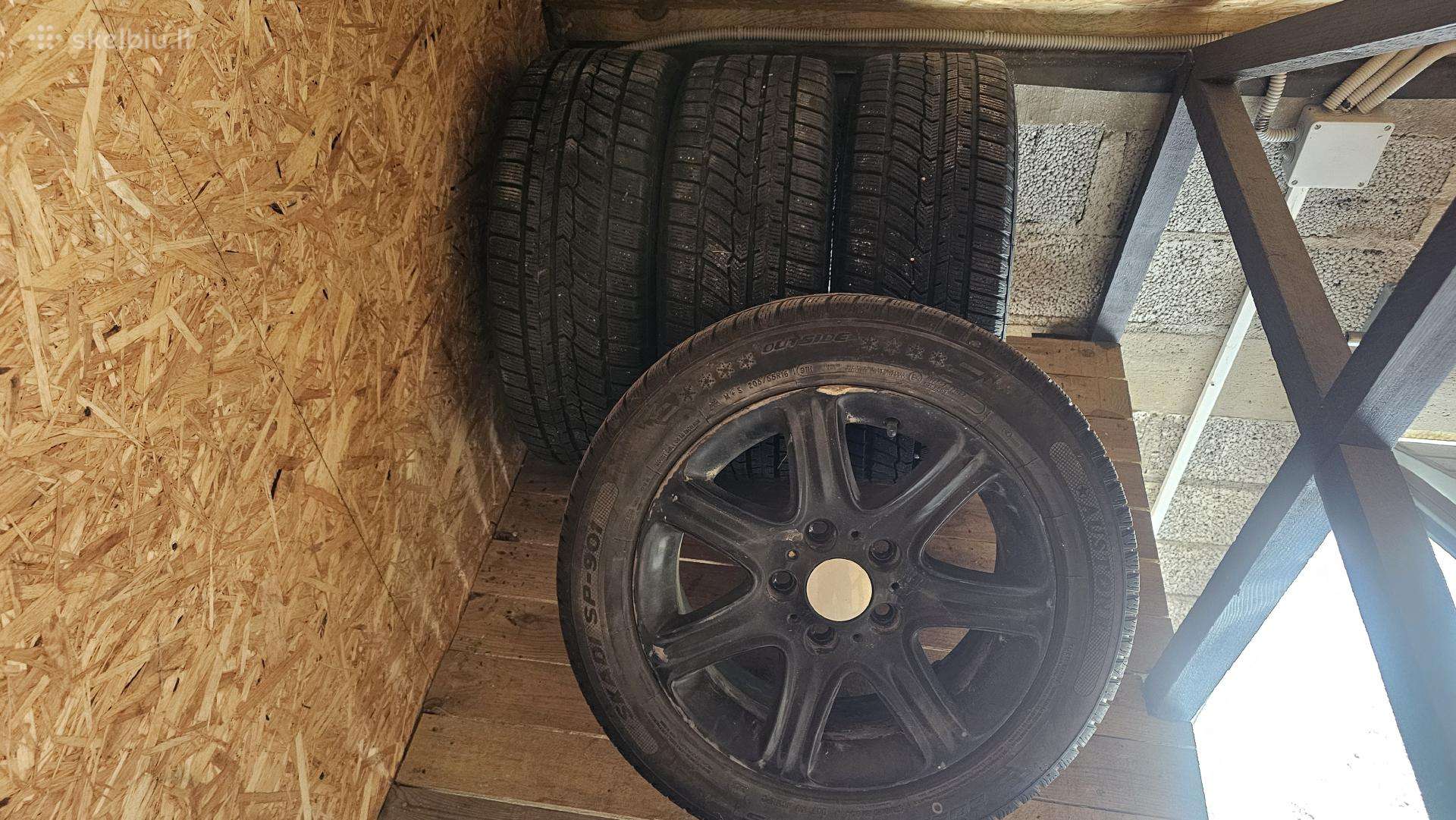 Austone, winter 205/55 R16