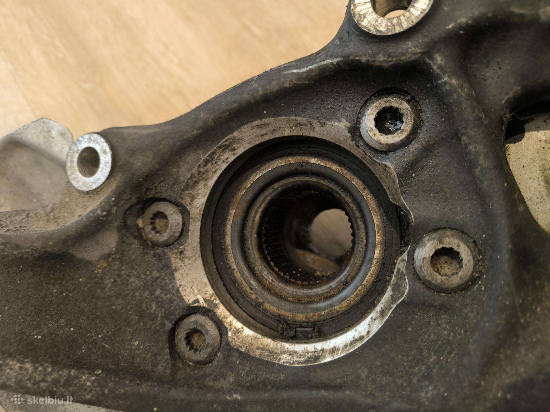 Audi A4 hubs