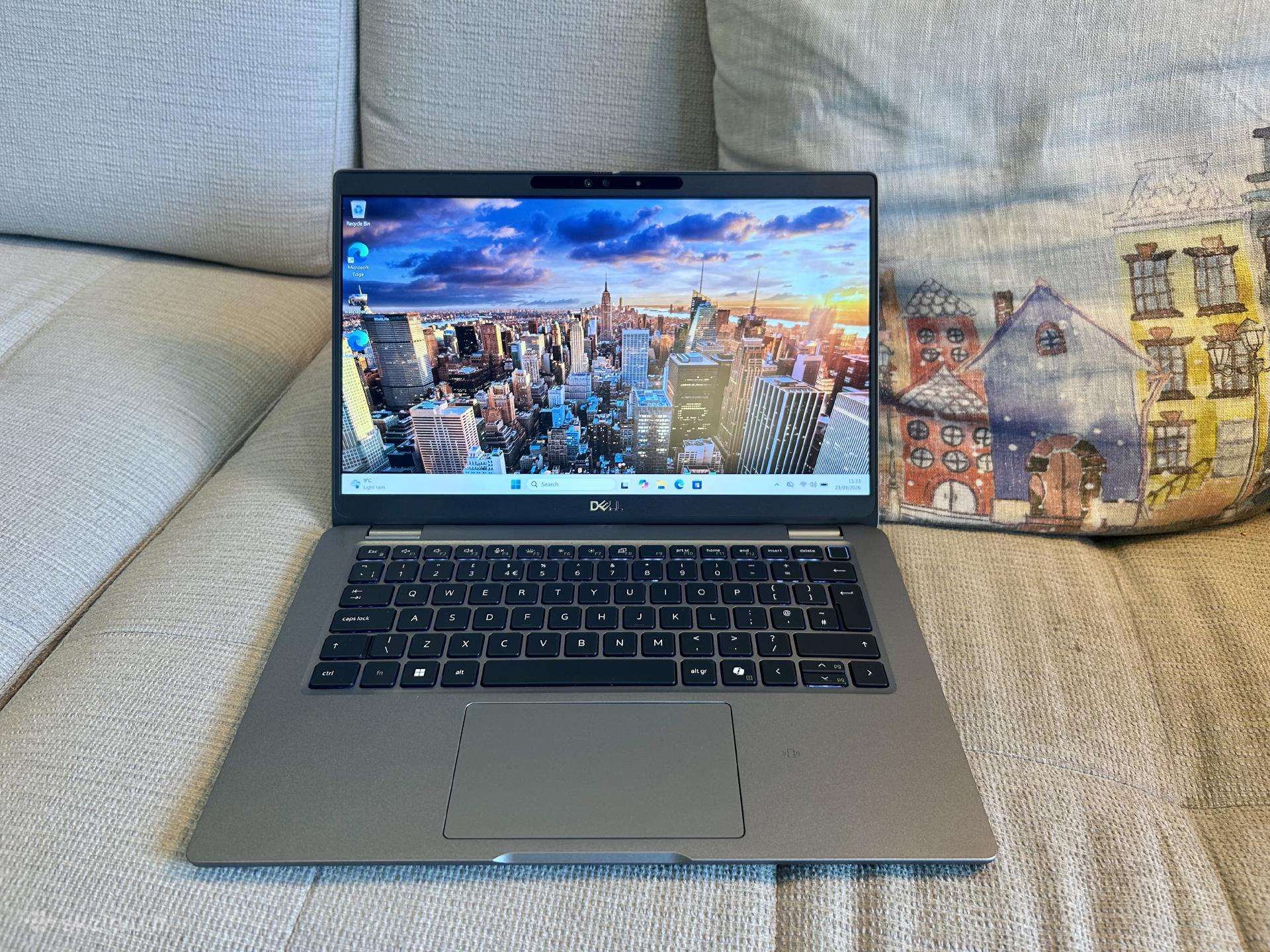 Dell Latitude 5350,core Ultra 7,garantija iki 2029