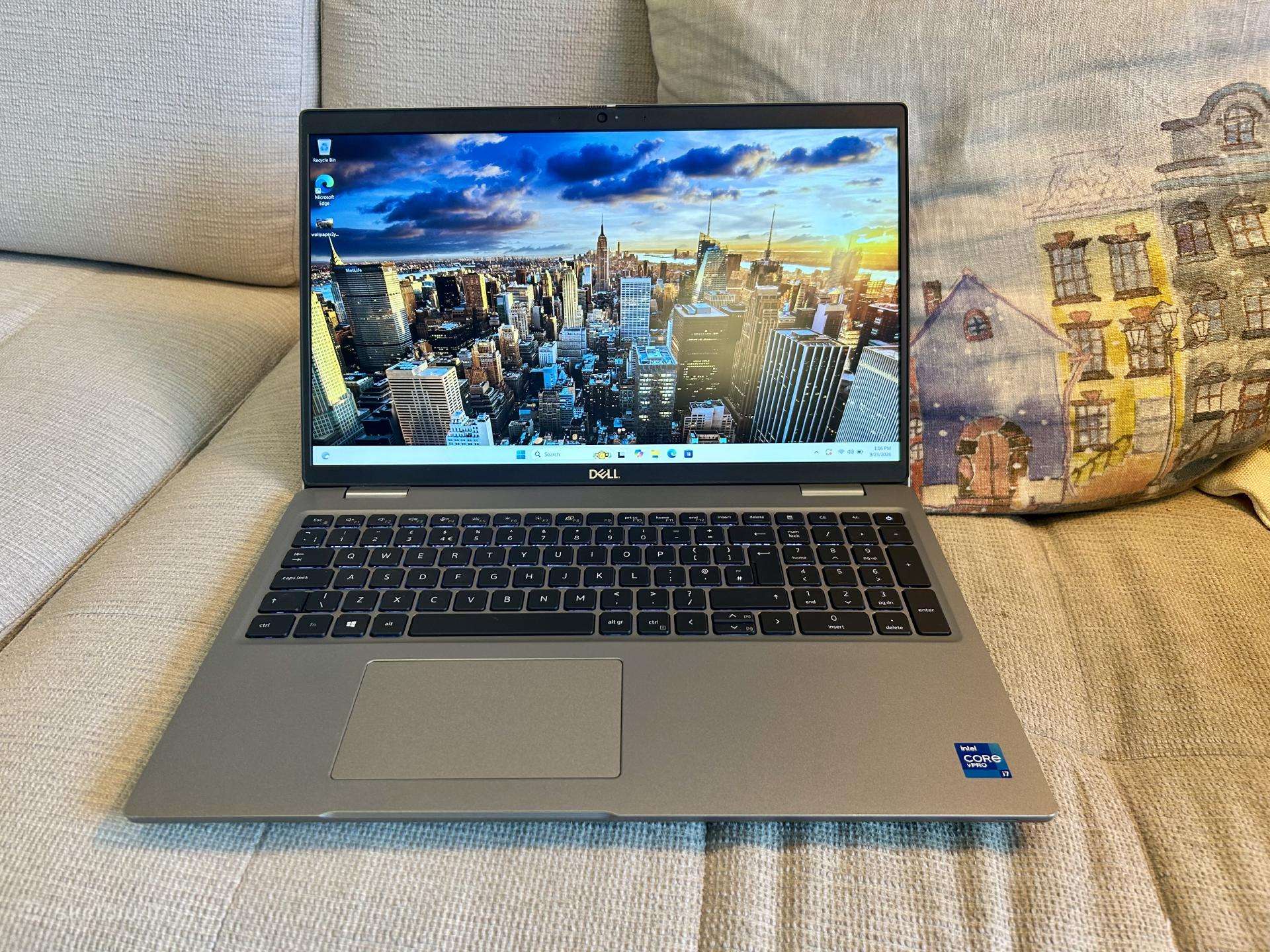 Dell Precision 3561, i7-11850h, Geforce T600 4gb