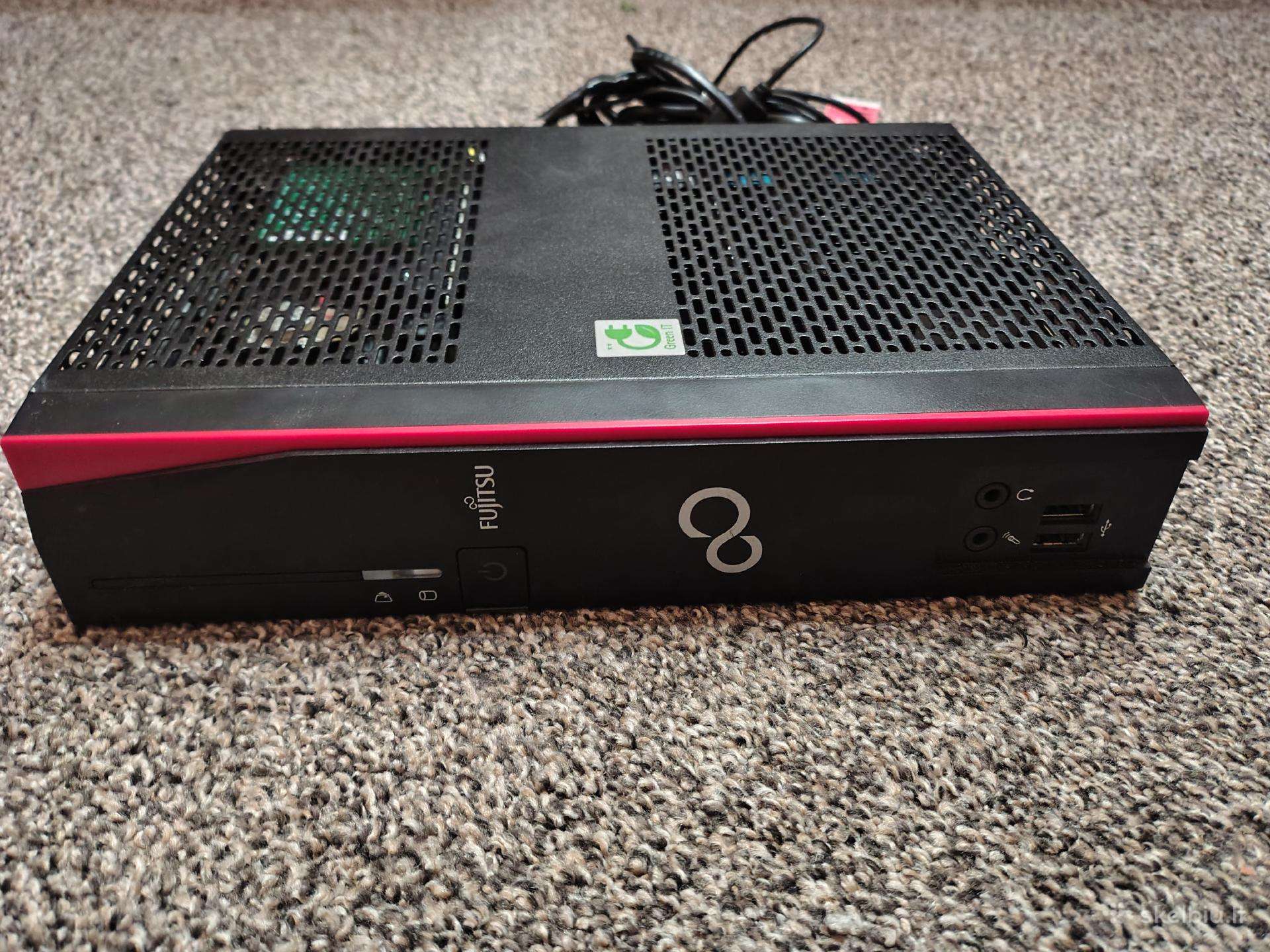 Mini kompiuteris Fujitsu Futro S920