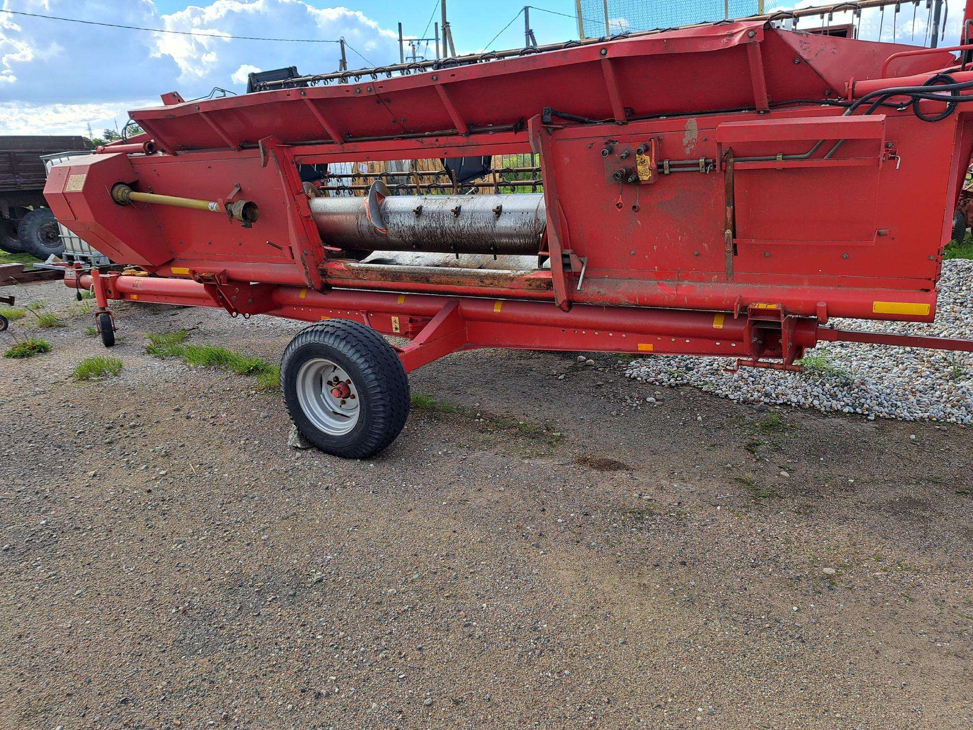 Massey Ferguson 32, комбайны