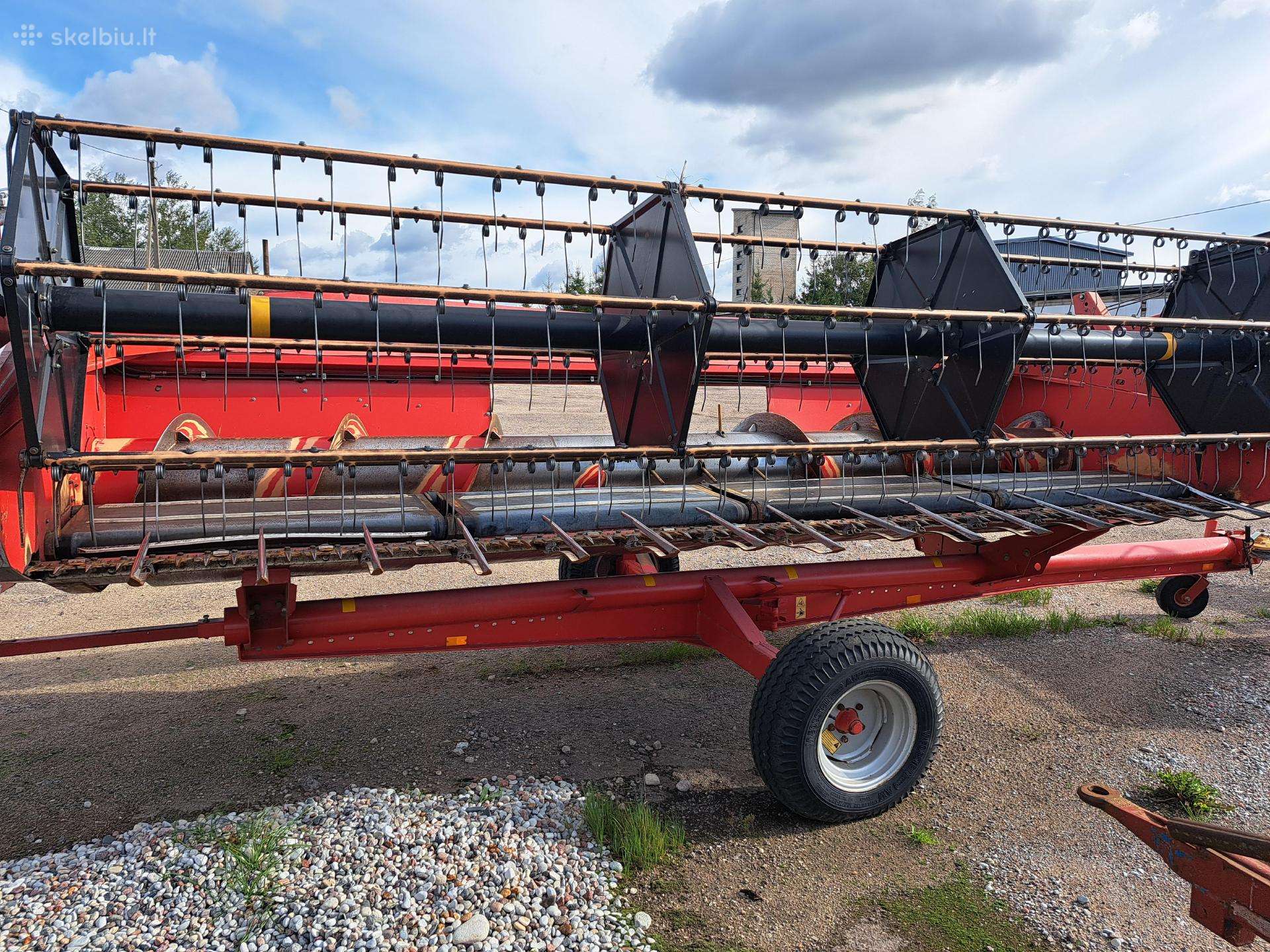Massey Ferguson 32, комбайны
