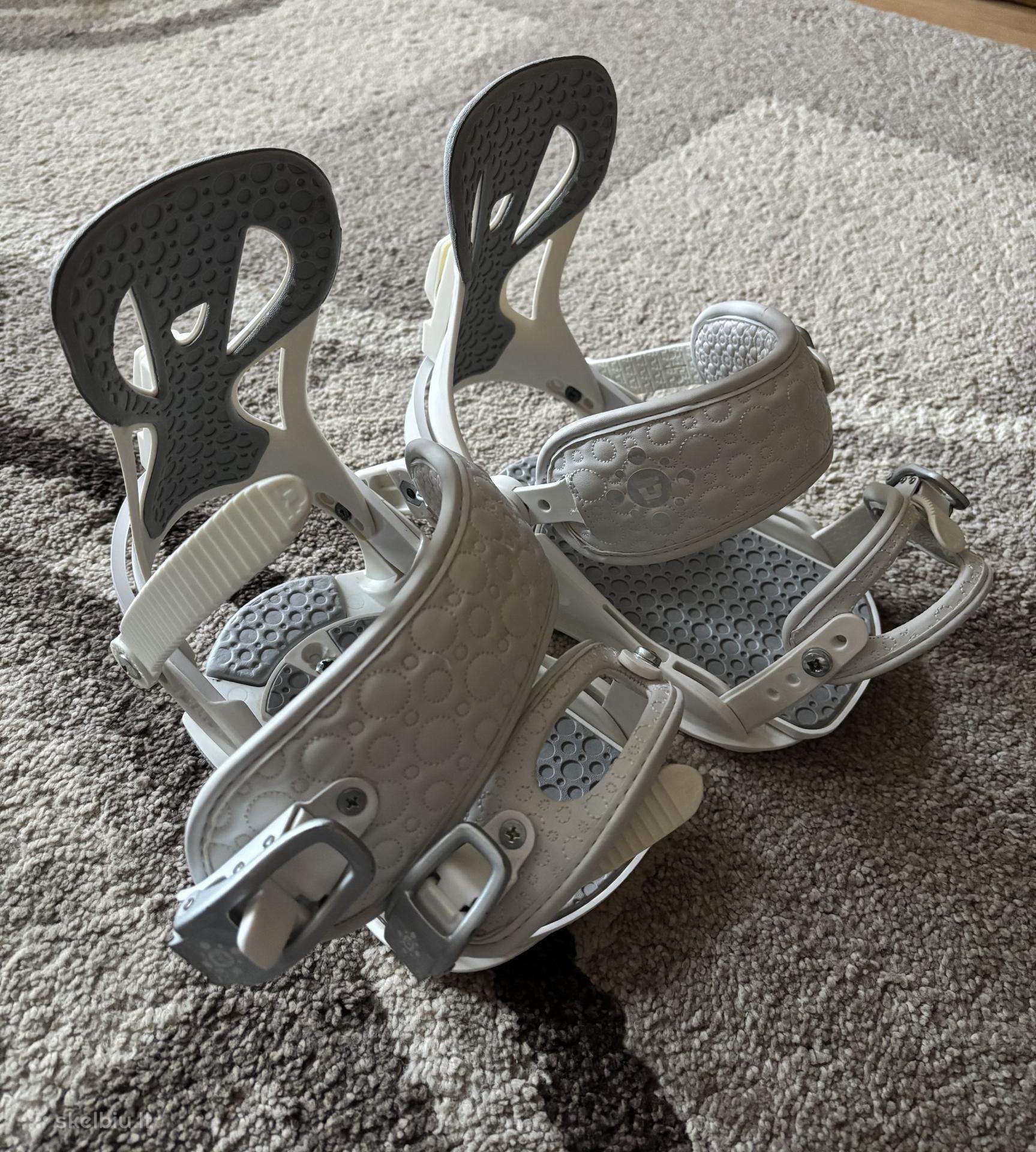 Snowboard apkaustai