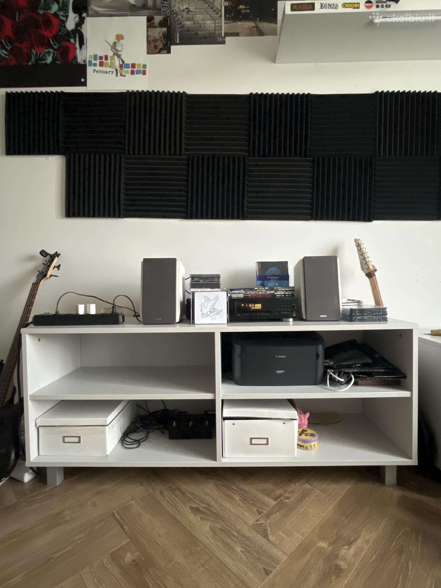 Mdf dažytos plokštės komoda. 140x40