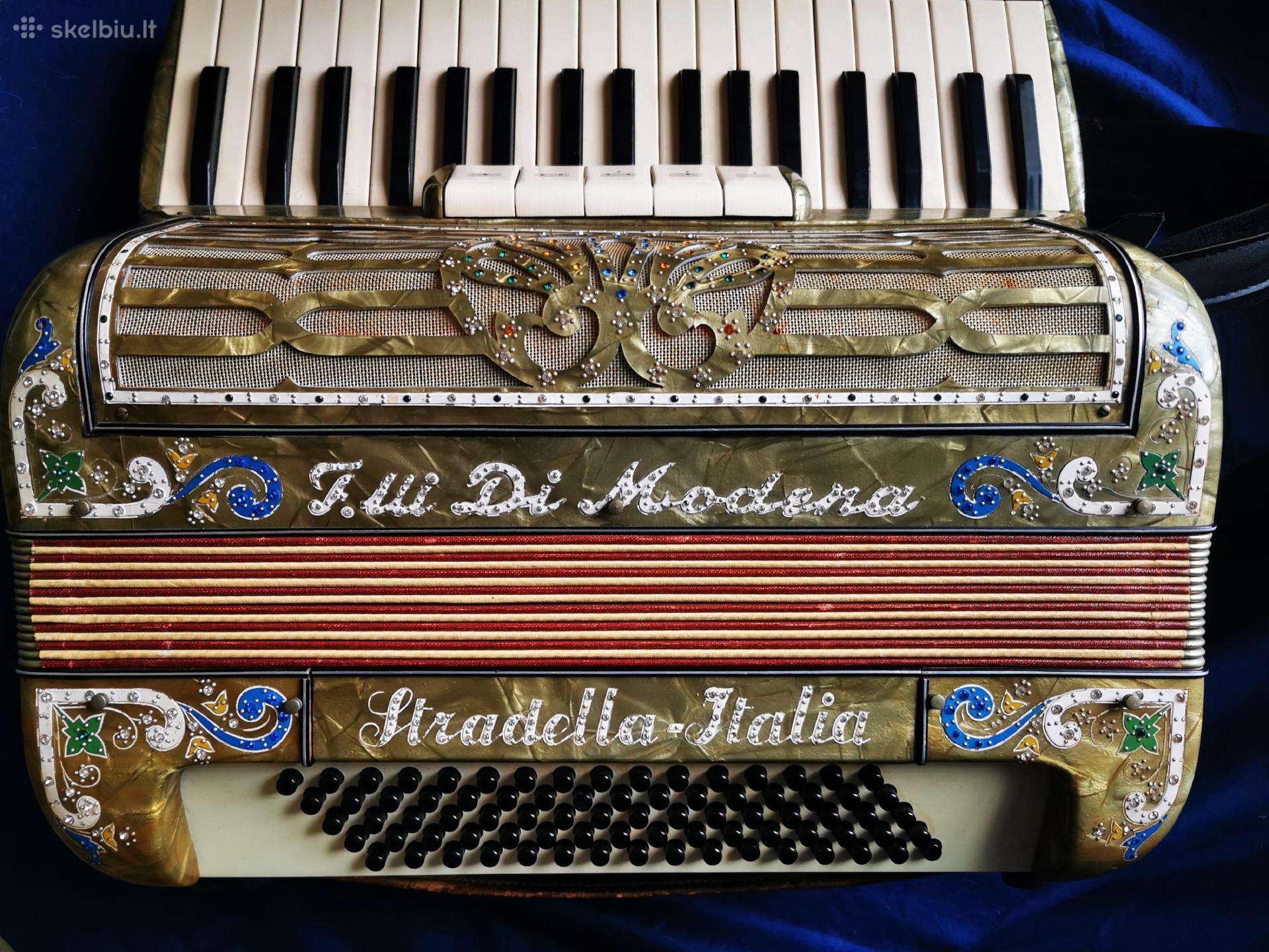 Akordeonas Stradella Italia