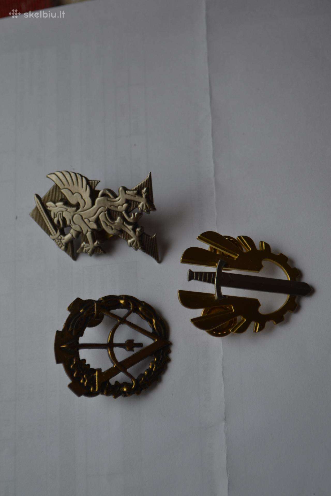 3 Kokardos