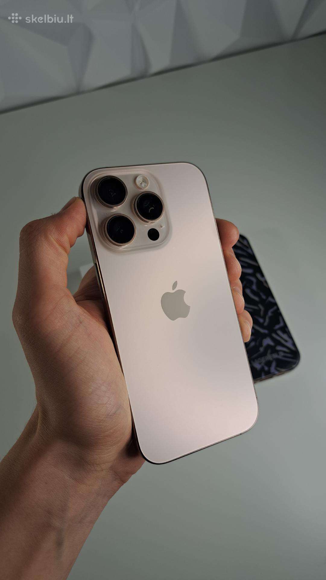 iPhone 16 Pro