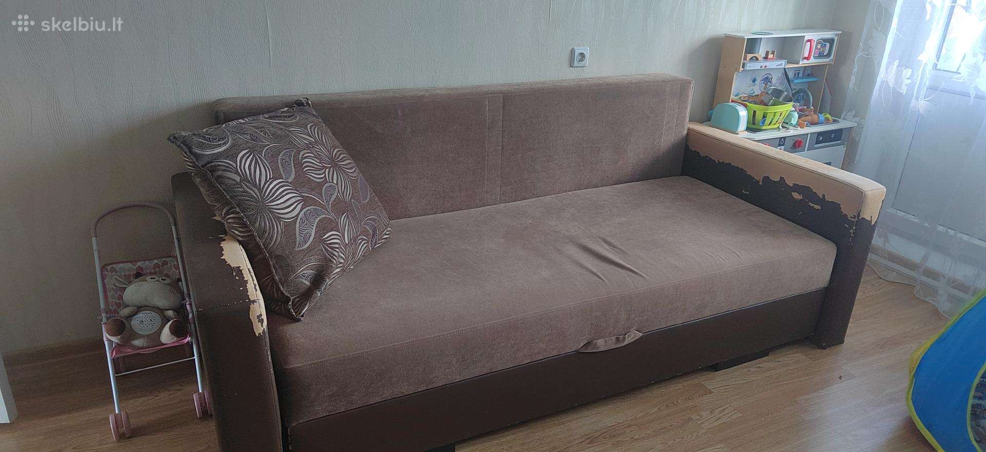 Dovanojama sofa-lova