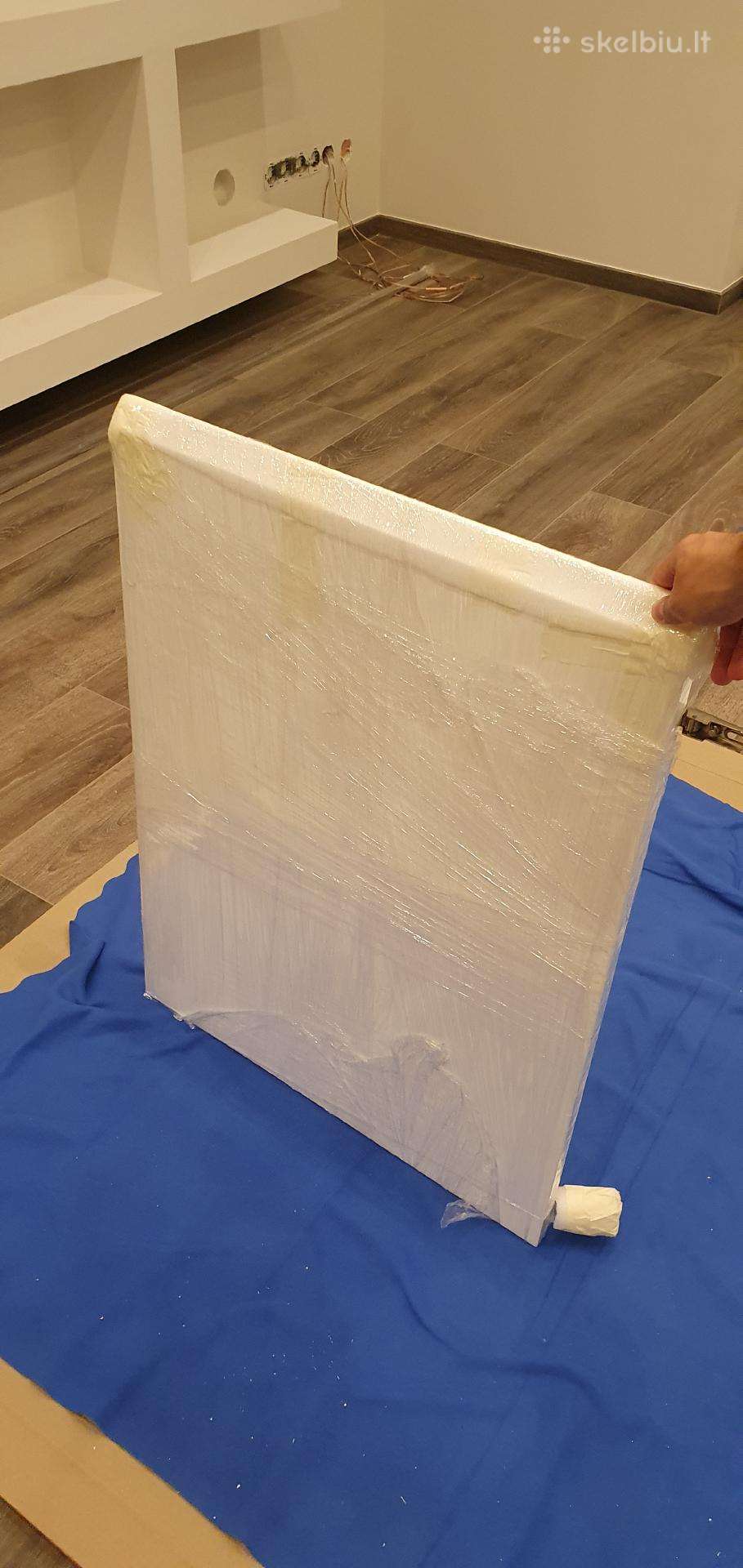 Ikea blizgios durys 80x60, su mechanika