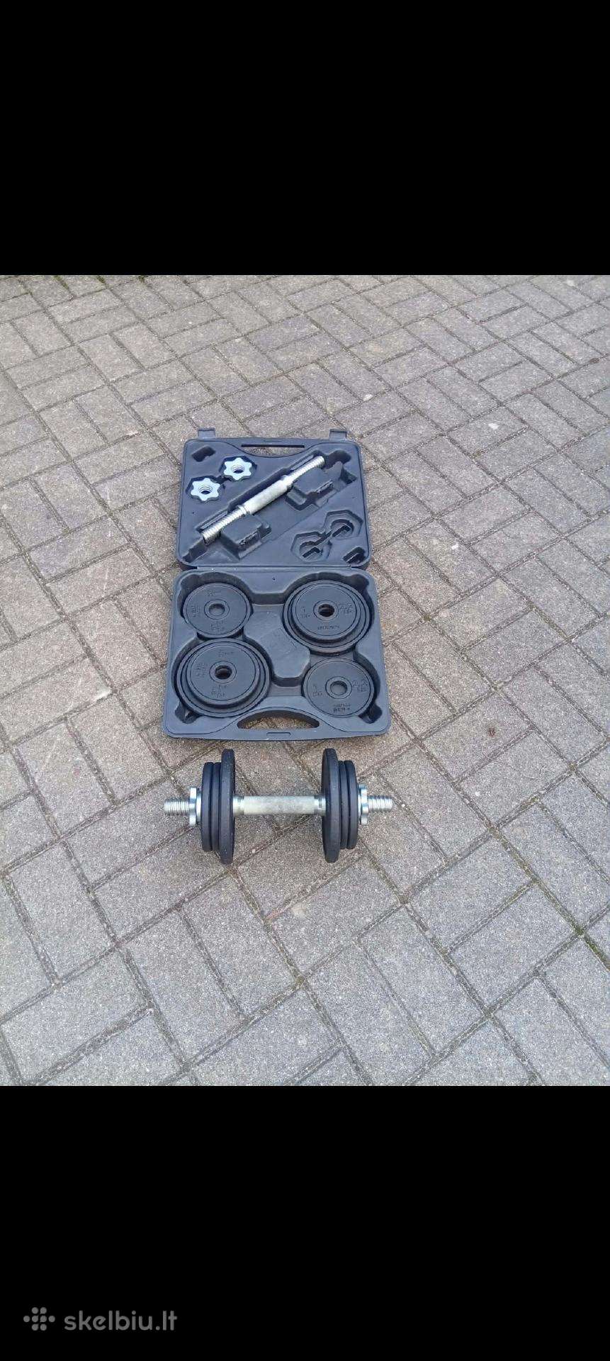 10+10kg.metaliniai geri hanteliai lagamine