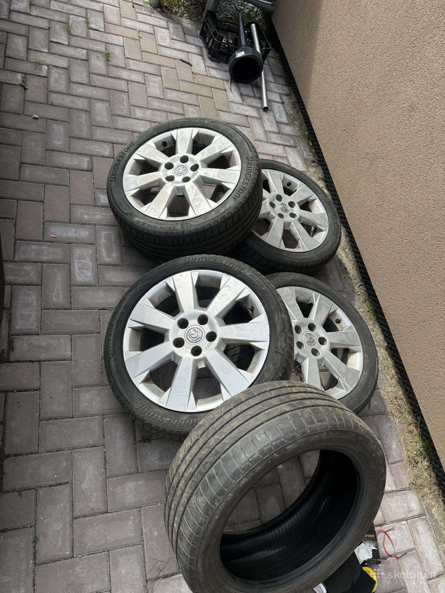Opel R17 ratai