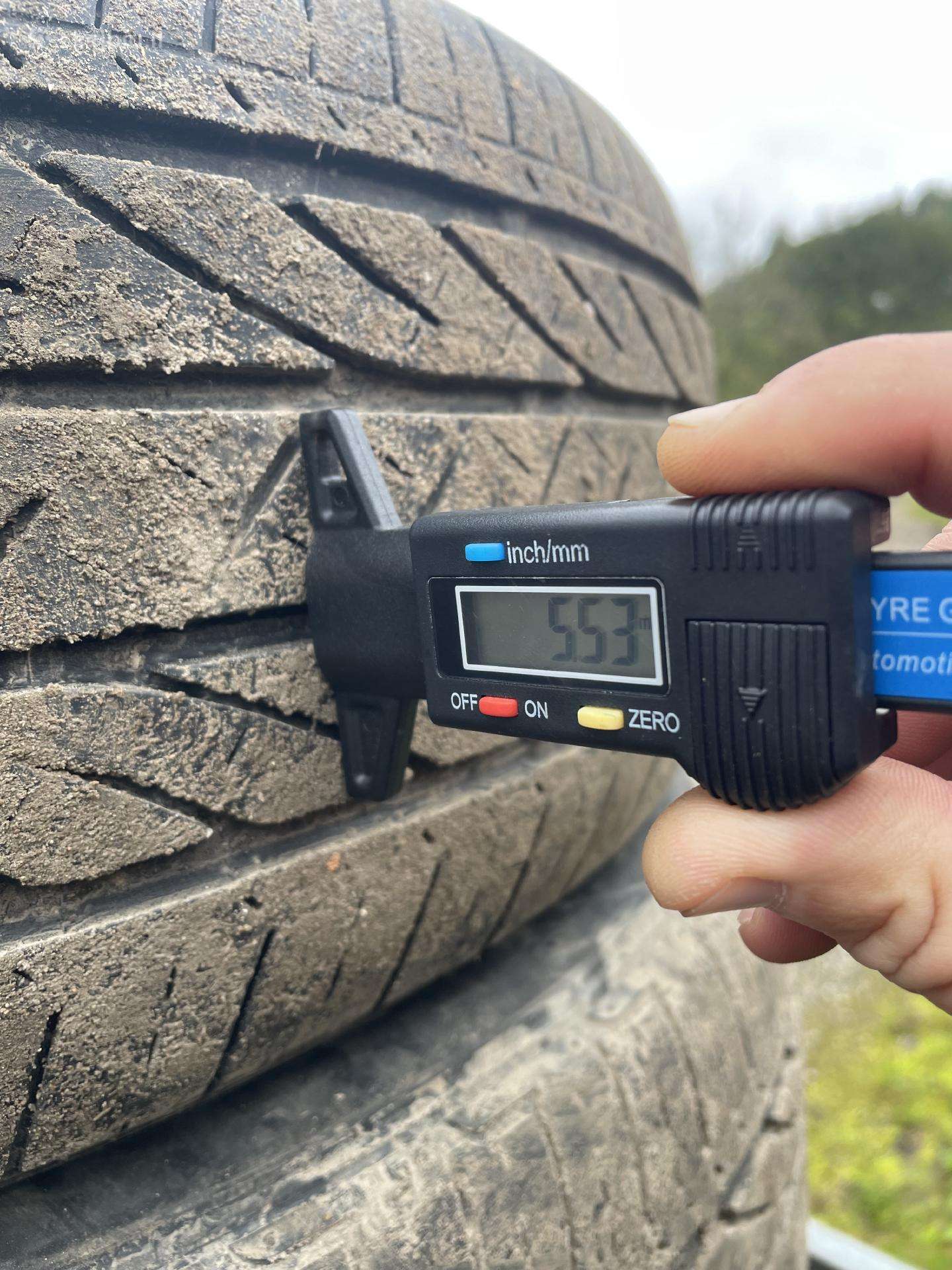 Bridgestone, всесезонные 225/60 R18