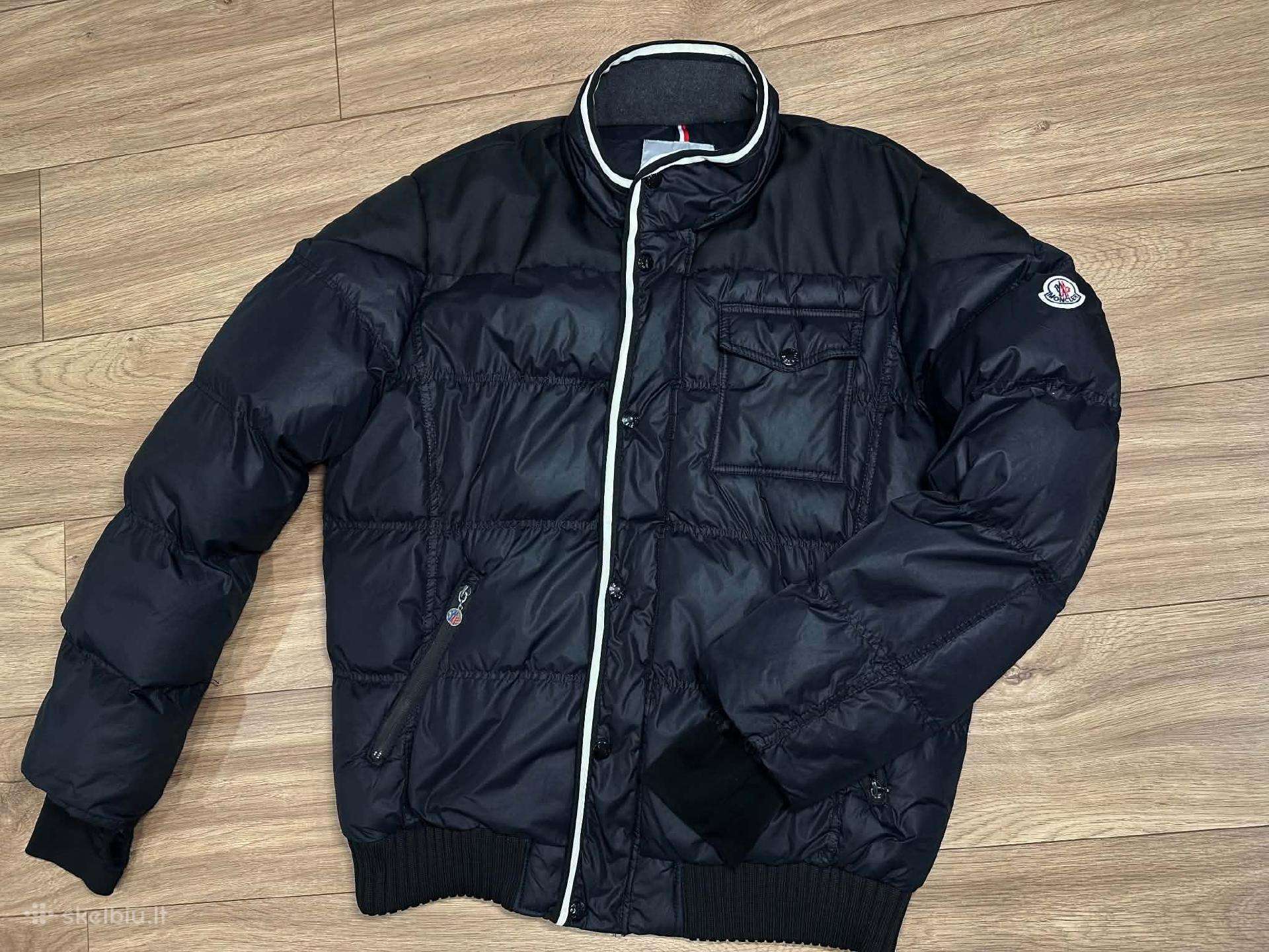Moncler pukine striuke