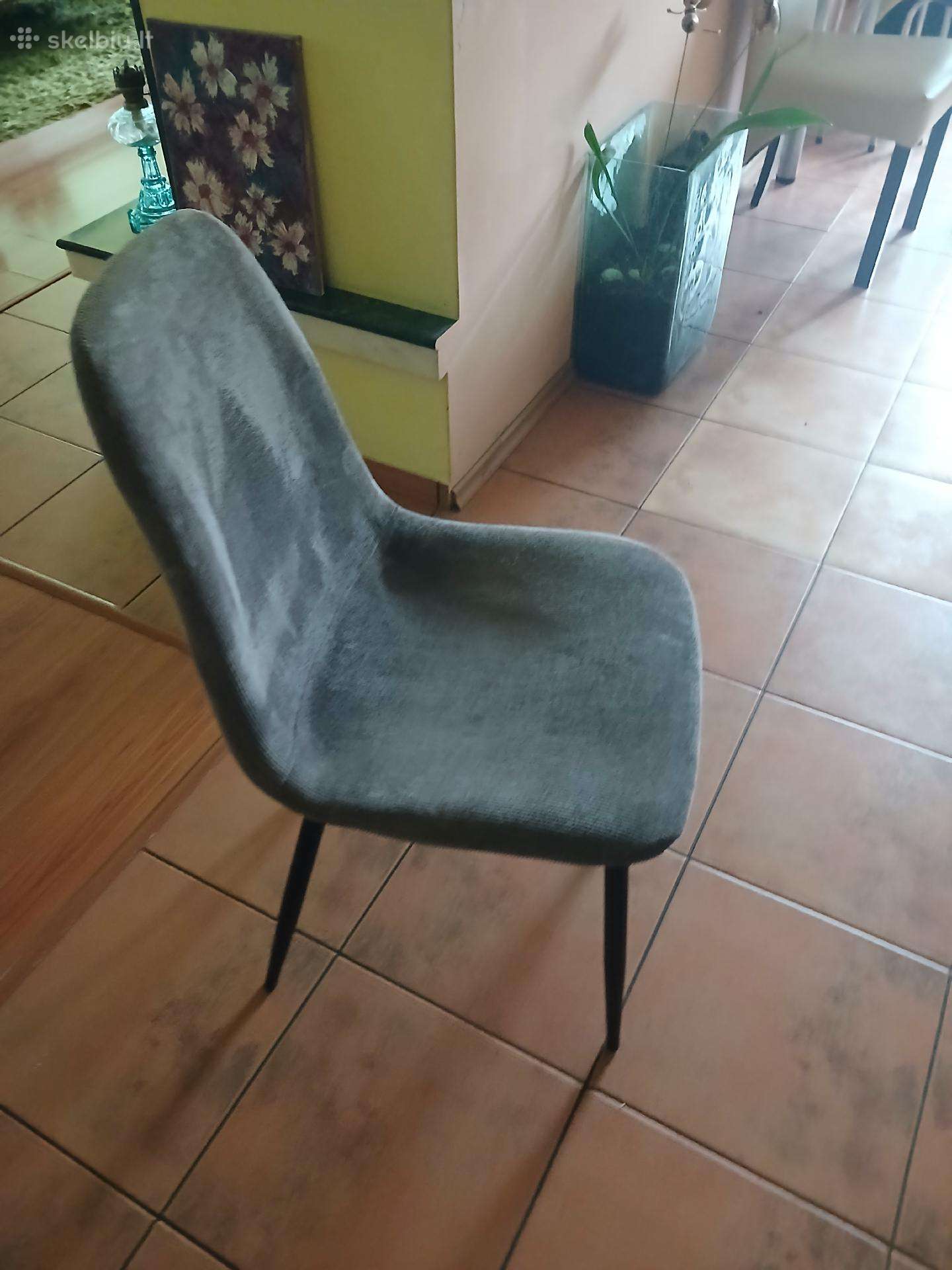 Valgomojo kėdės