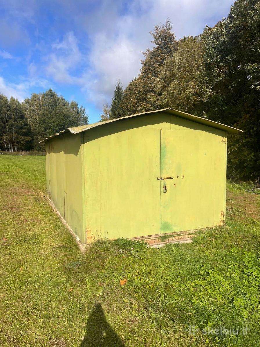 Metalinis garažas