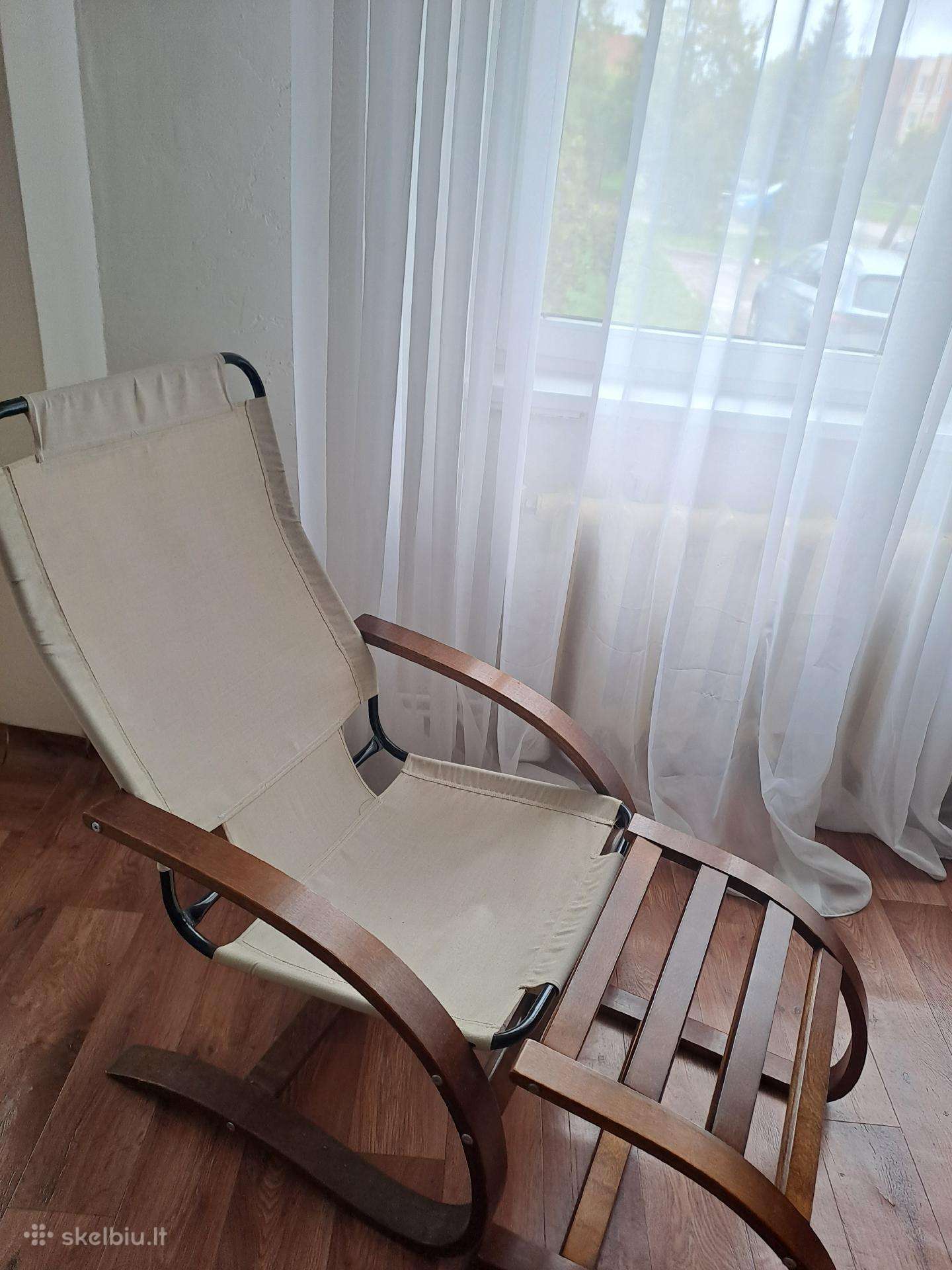 Medinės poilsio / terasos / svetainės kėdės